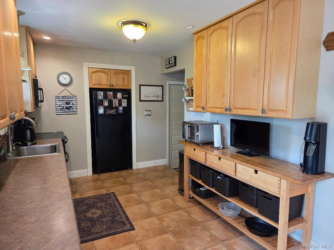 376 Grace Street, Holbrook, NY 11741