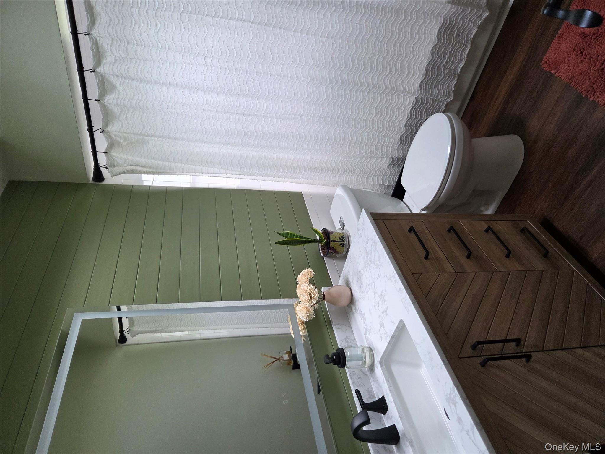 376 Grace Street, Holbrook, NY 11741