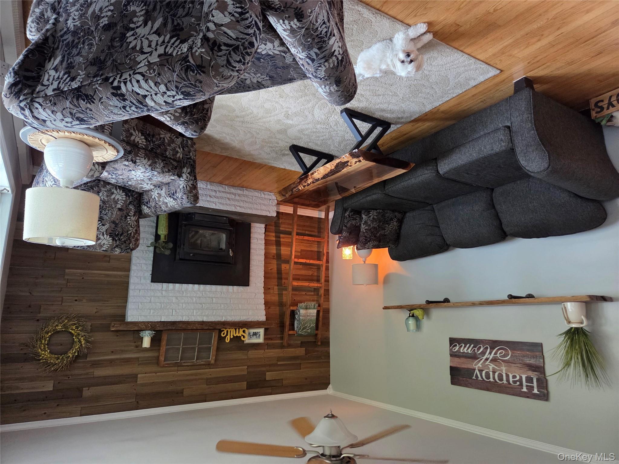 376 Grace Street, Holbrook, NY 11741