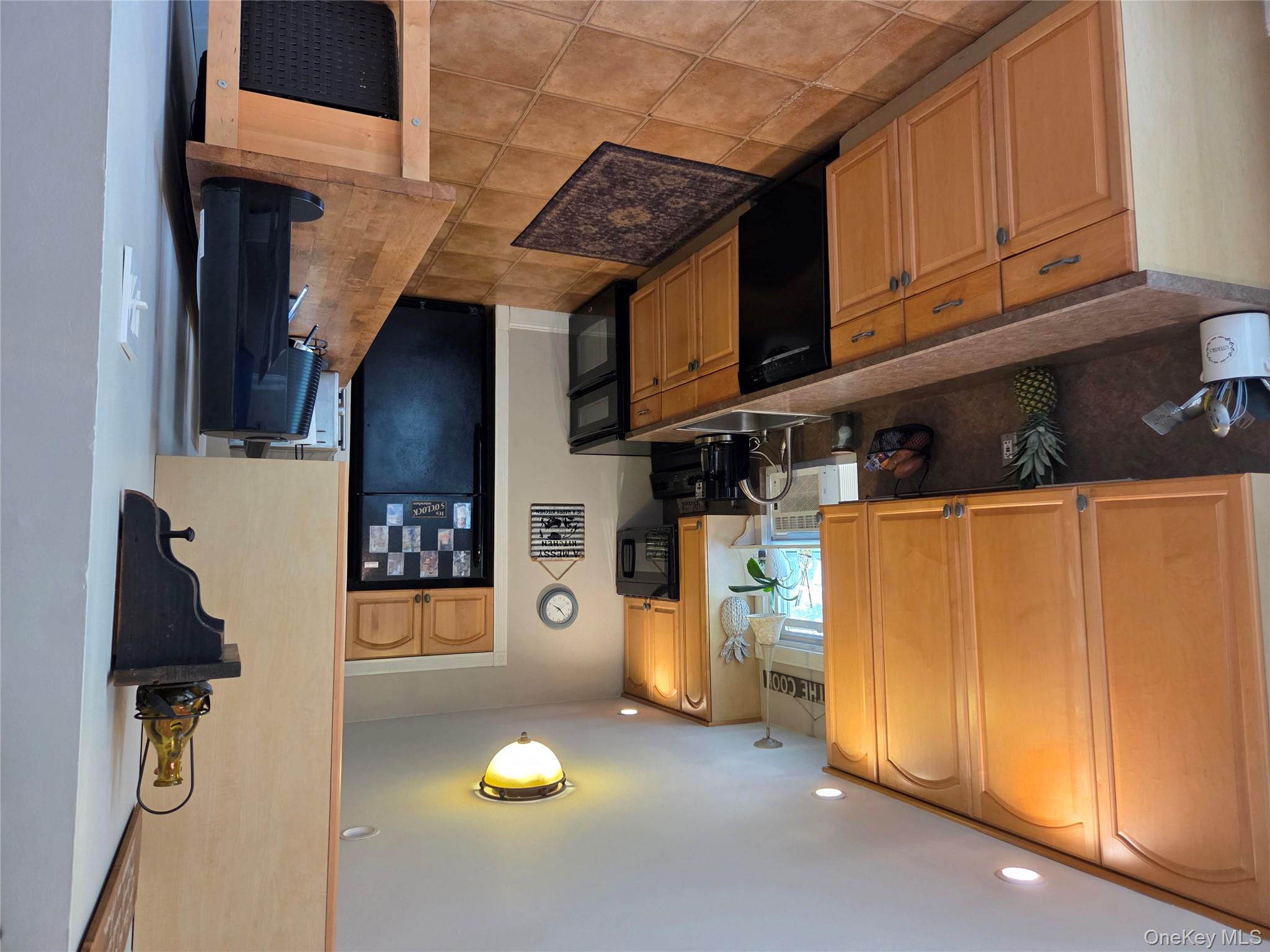 376 Grace Street, Holbrook, NY 11741