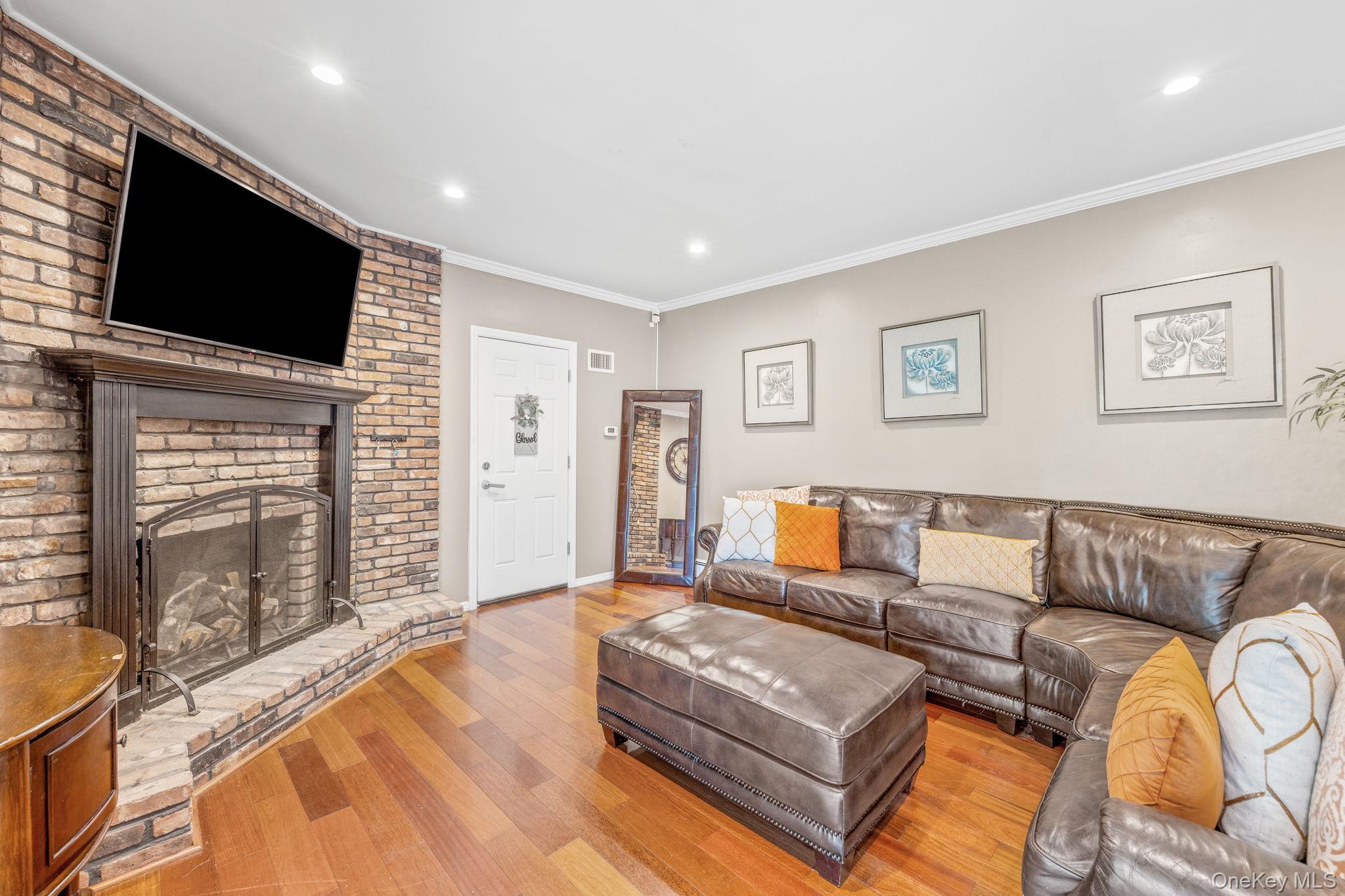 3 Howard Drive, Coram, NY 11727