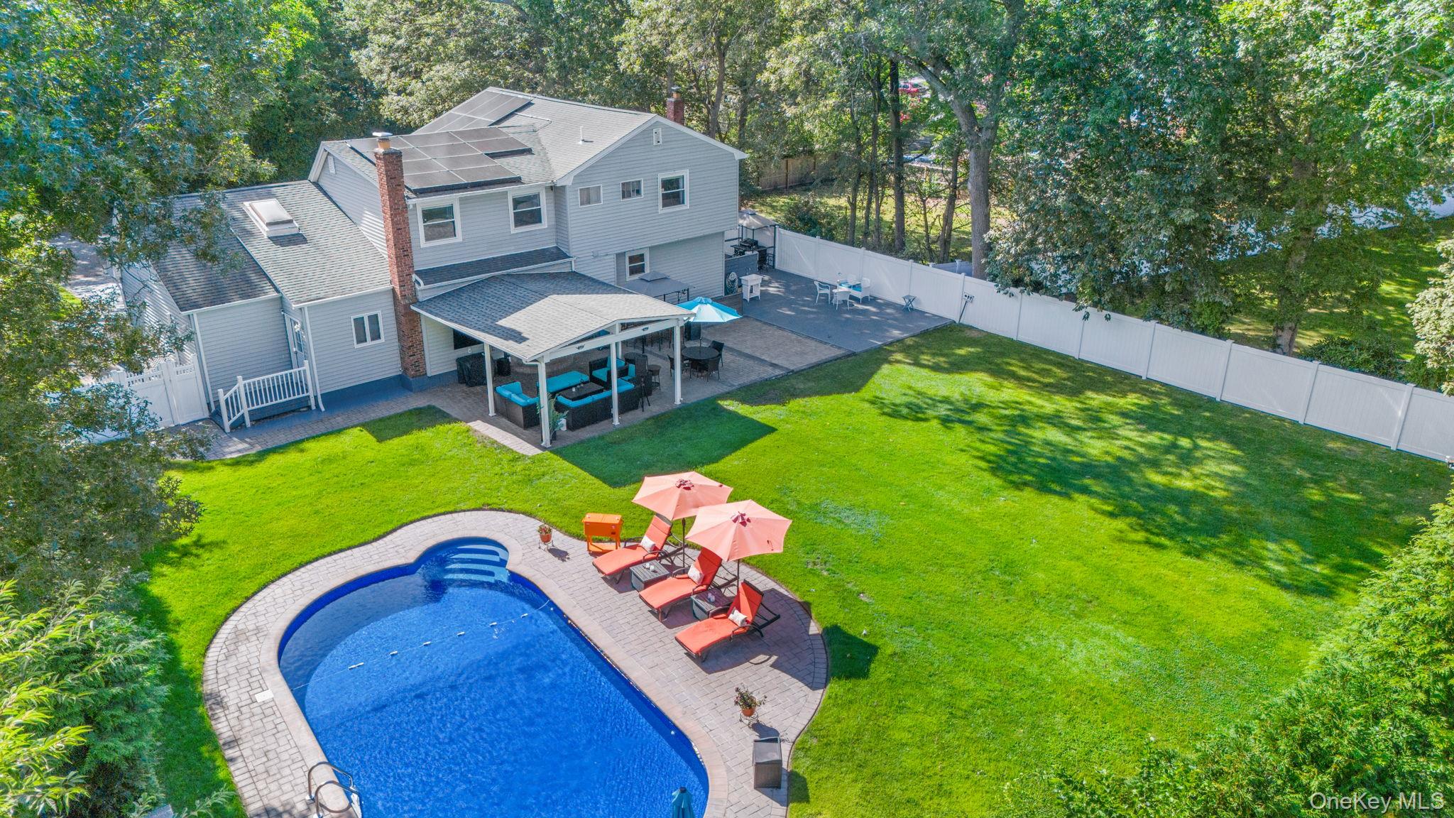 3 Howard Drive, Coram, NY 11727