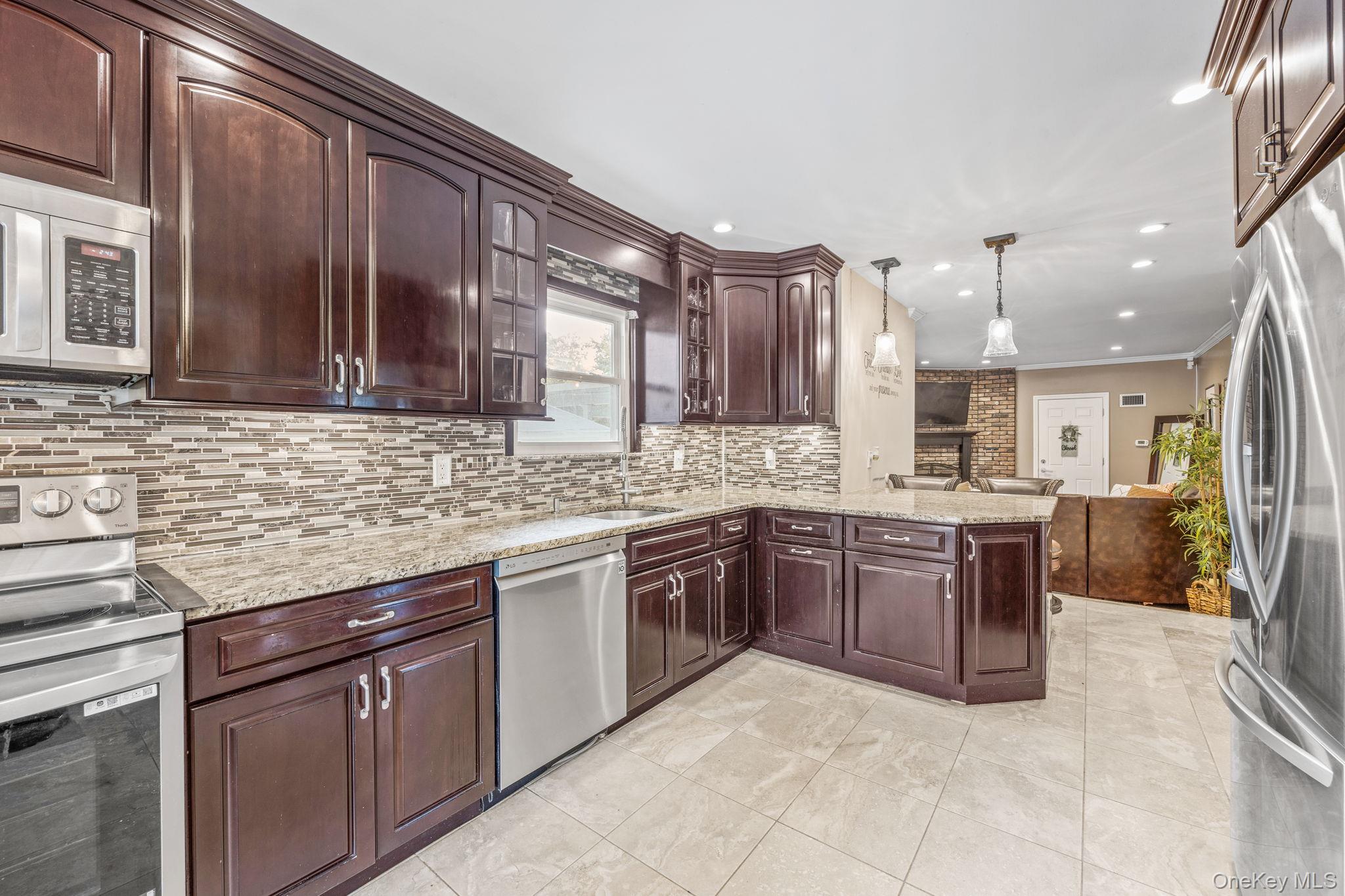 3 Howard Drive, Coram, NY 11727