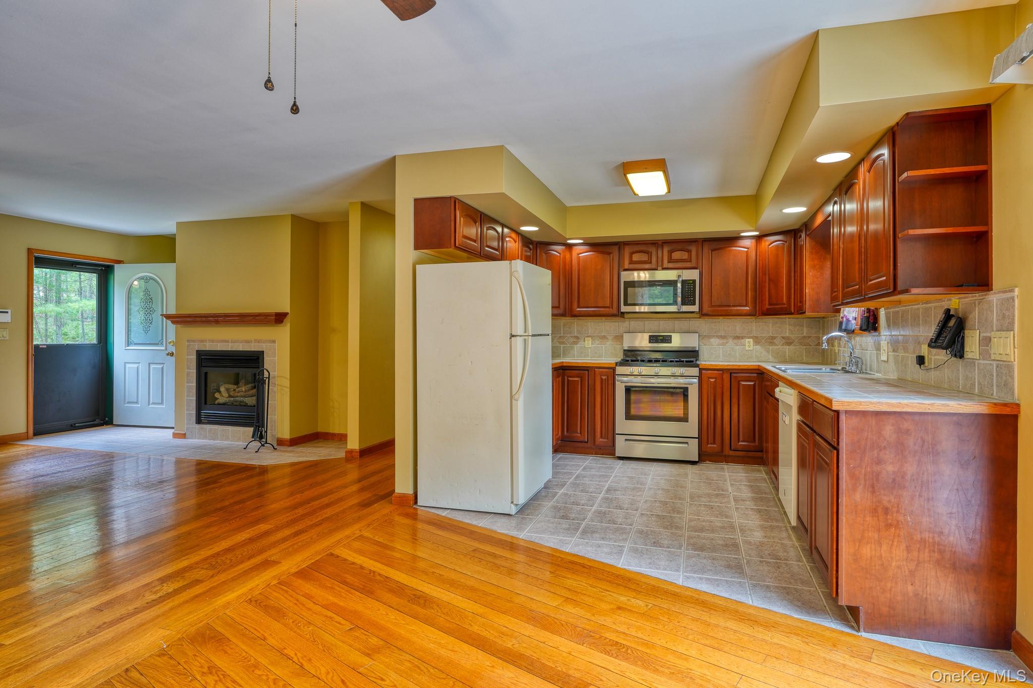 160 Yulan Barryville Road, Barryville, NY 12719