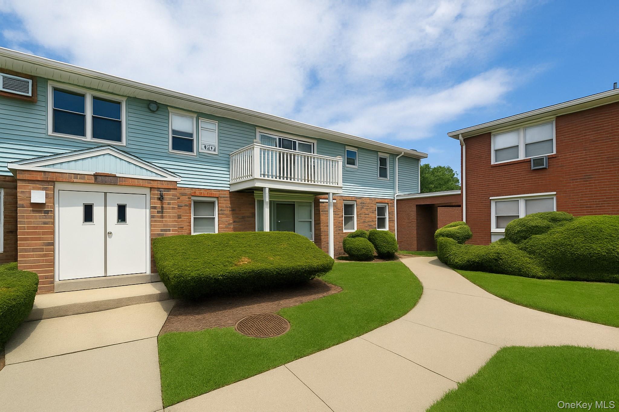 5B Hemlock Drive, Bay Shore, NY 11706