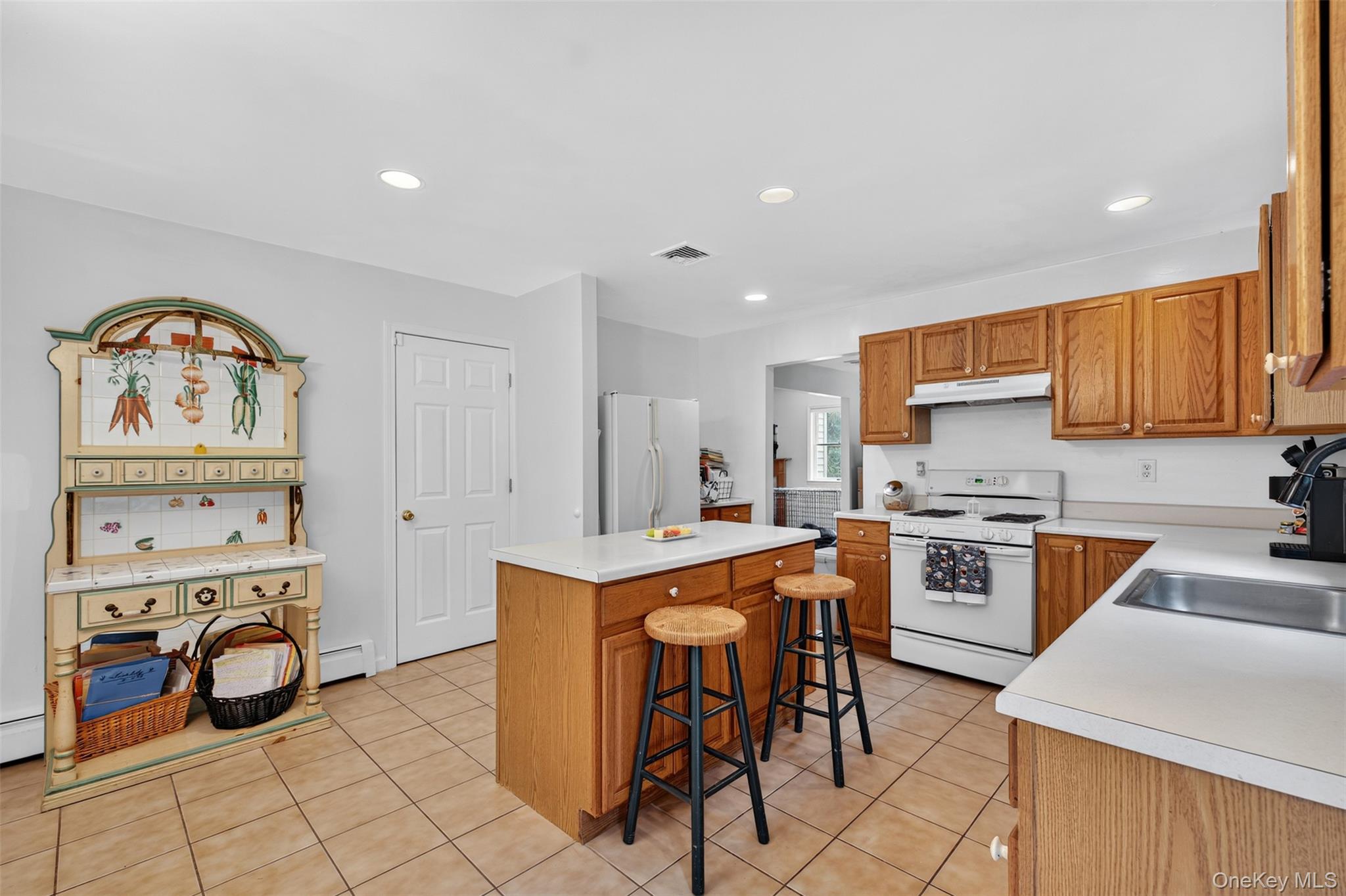 6 Summer Winds Court, Cornwall On Hudson, NY 12520