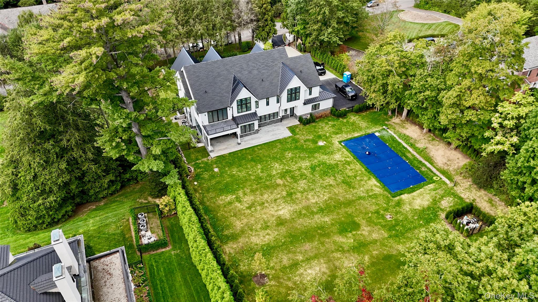 6 Cooper Road, Scarsdale, NY 10583