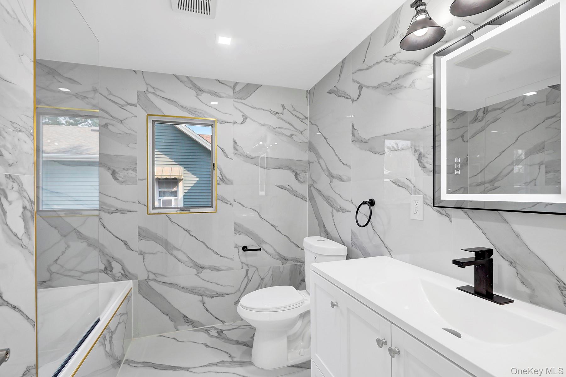 38 Chester Court, Oceanside, NY 11572