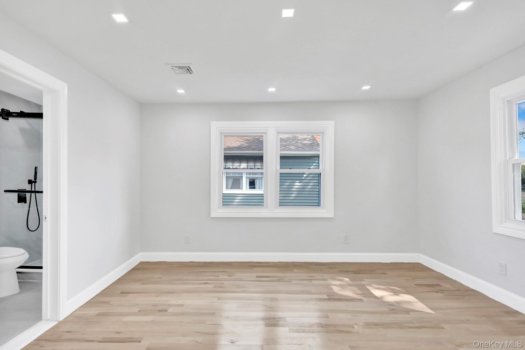 38 Chester Court, Oceanside, NY 11572