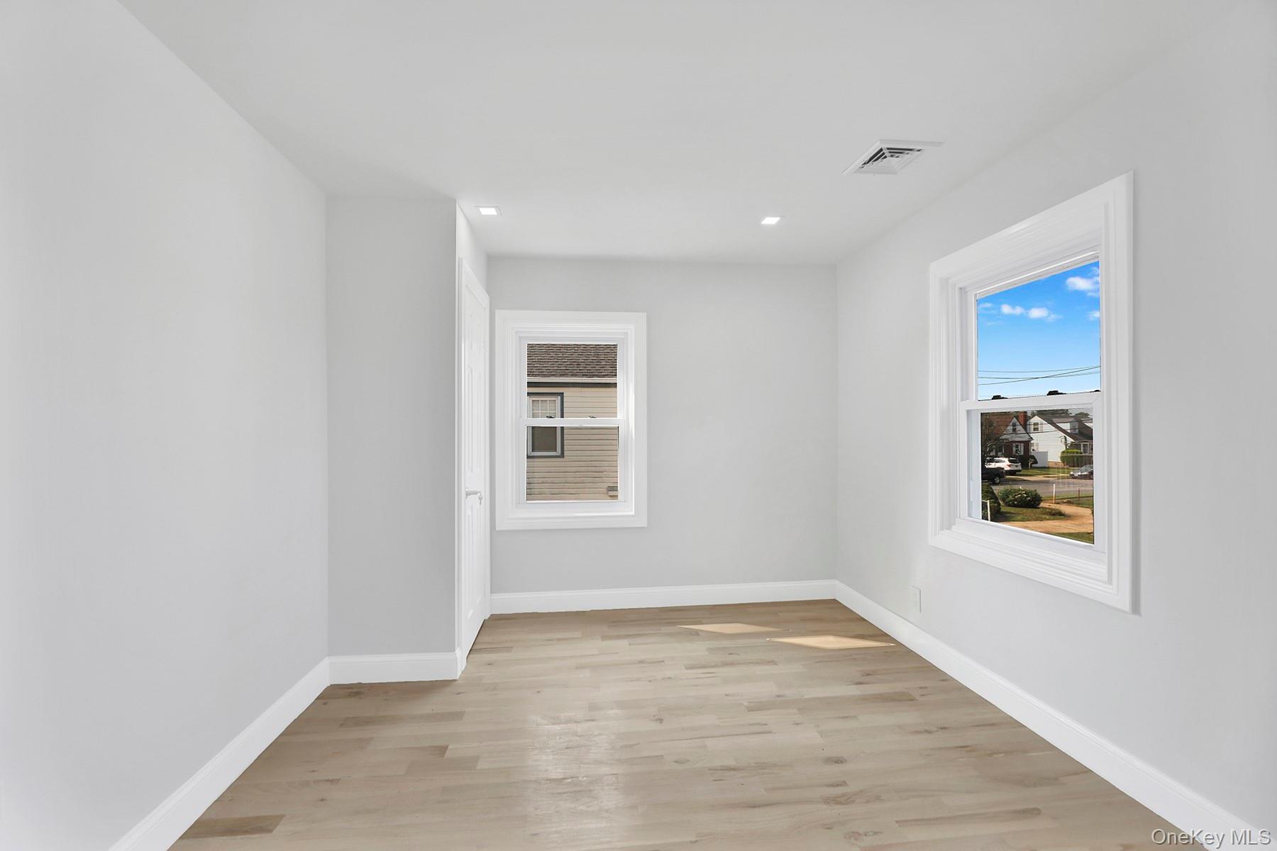 38 Chester Court, Oceanside, NY 11572