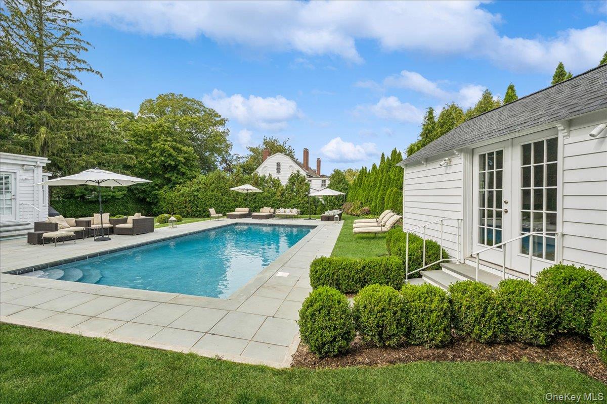 191 Main Street, Sag Harbor, NY 11963