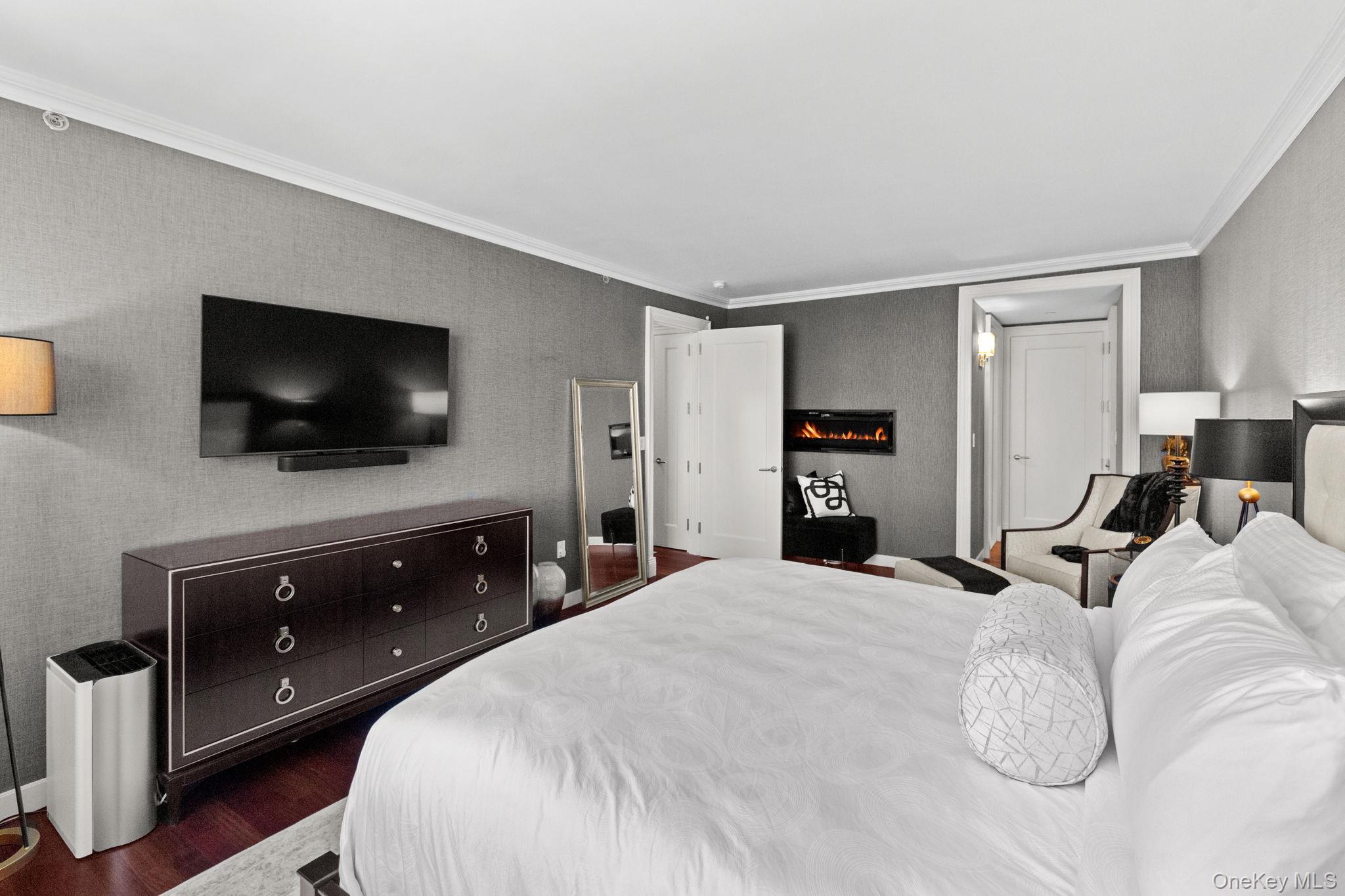 10 City Place # 30H, White Plains, NY 10601