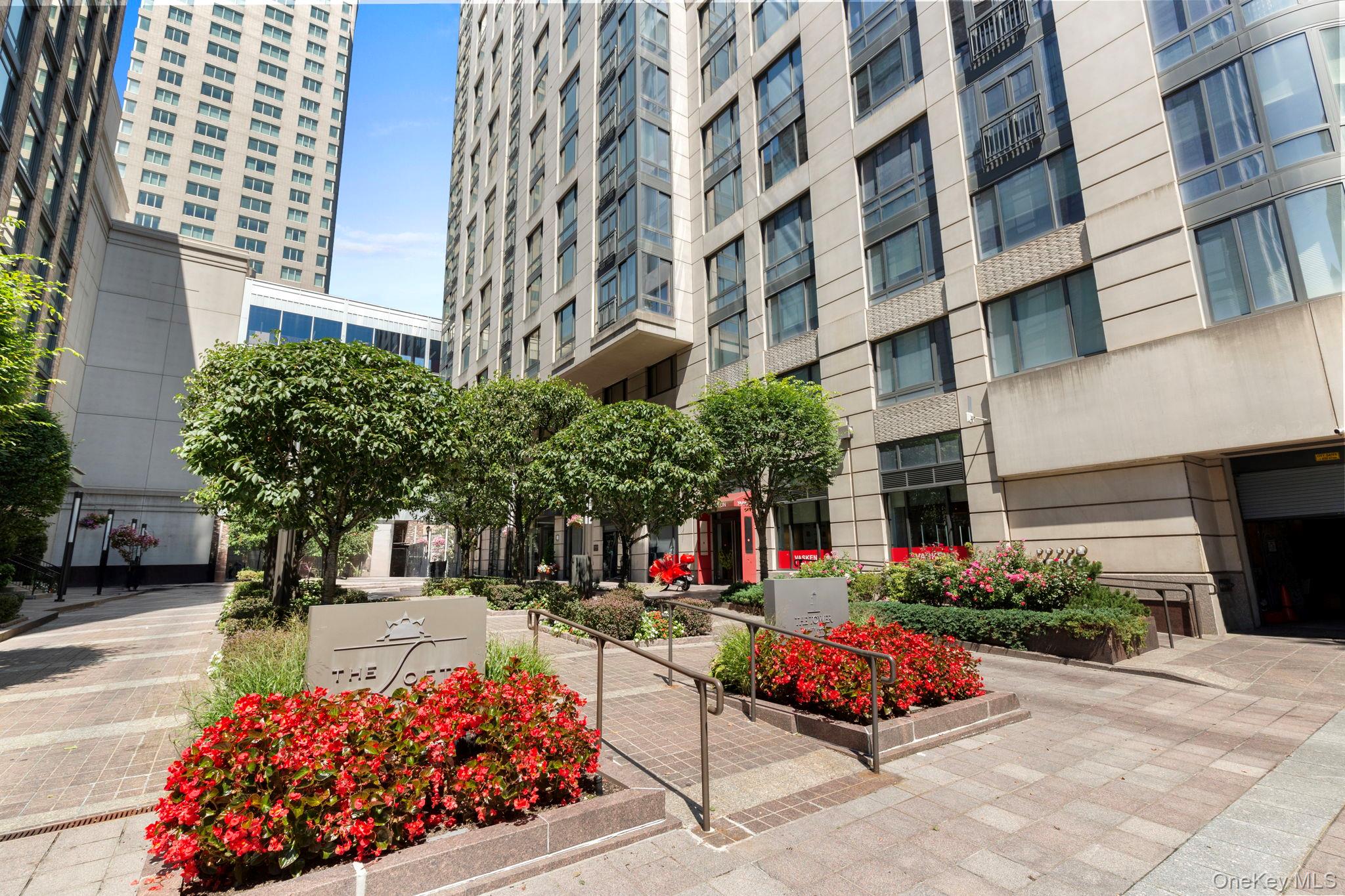 10 City Place # 30H, White Plains, NY 10601