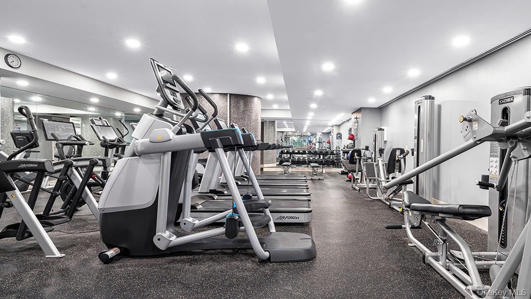 10 City Place # 30H, White Plains, NY 10601