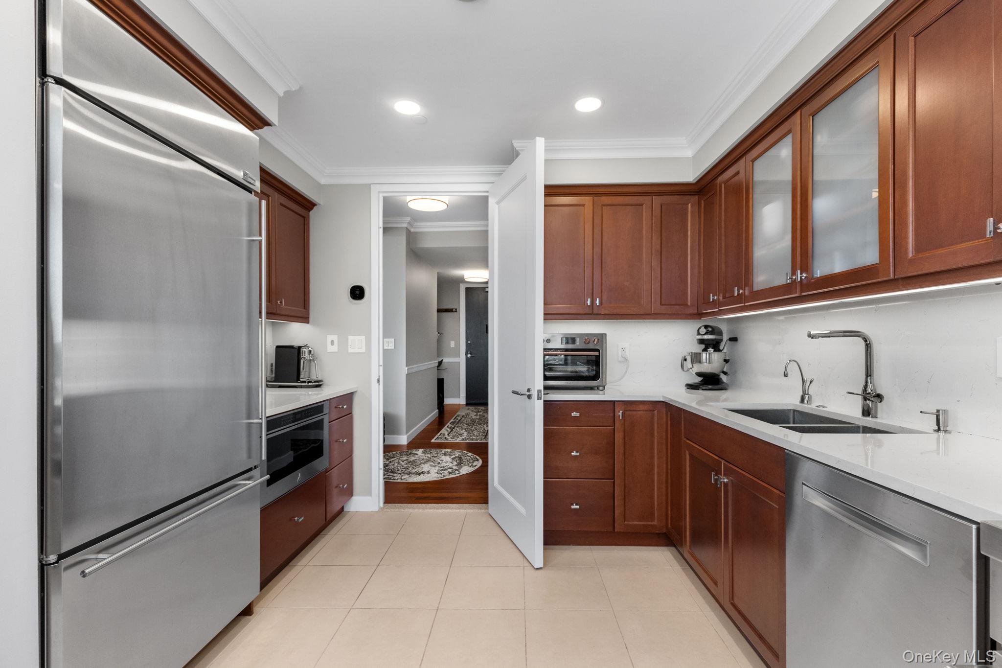 10 City Place # 30H, White Plains, NY 10601