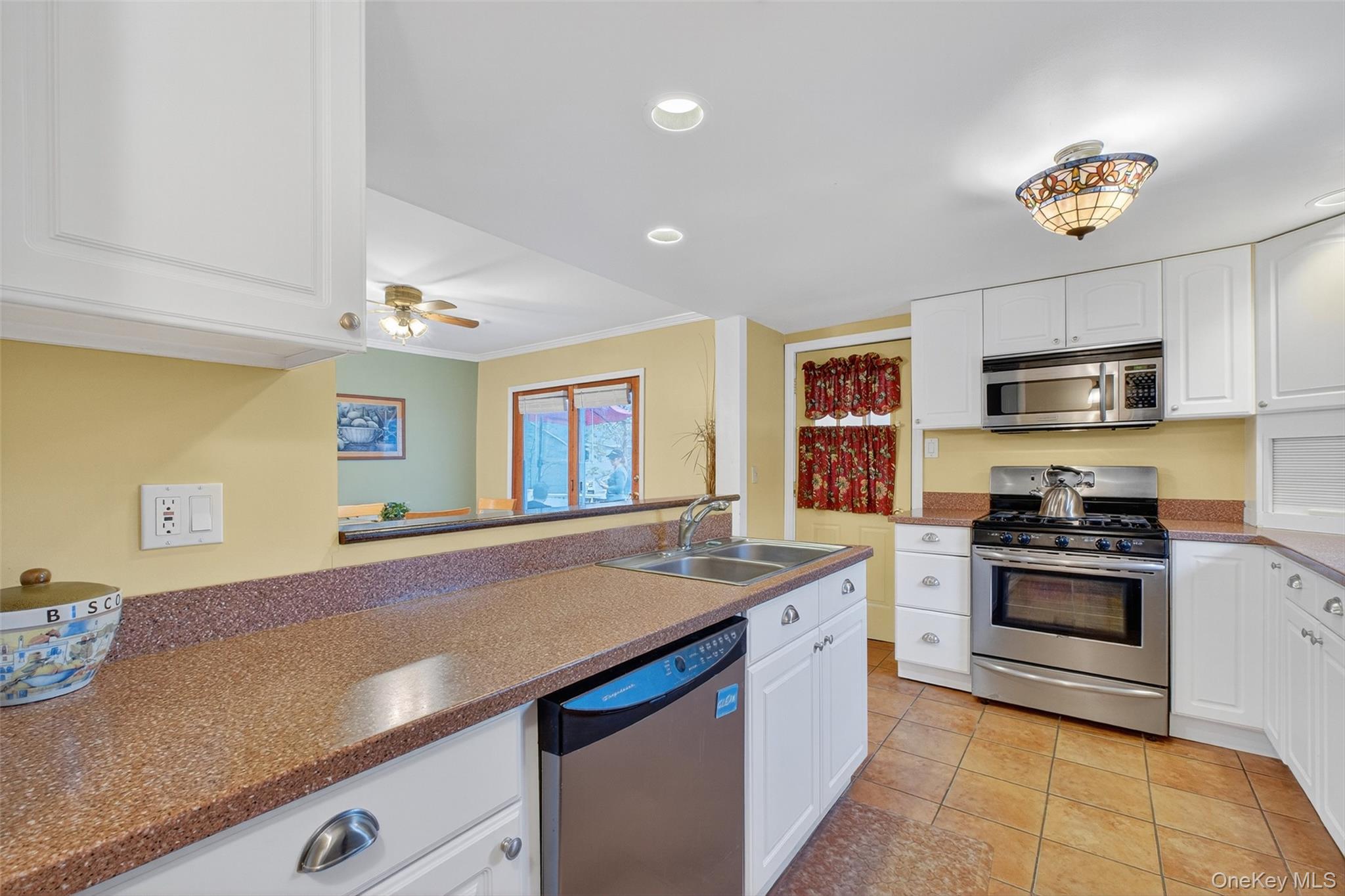 333 Canoe Hill Road, Saugerties, NY 12477