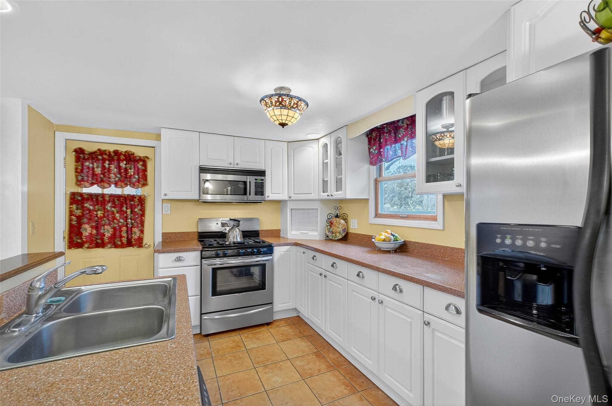 333 Canoe Hill Road, Saugerties, NY 12477