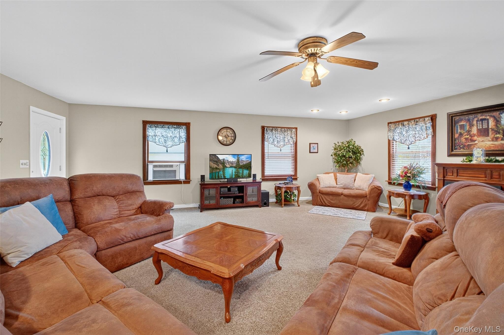 333 Canoe Hill Road, Saugerties, NY 12477