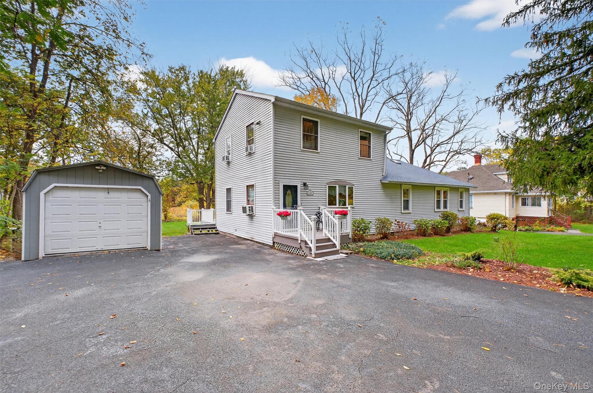 333 Canoe Hill Road, Saugerties, NY 12477