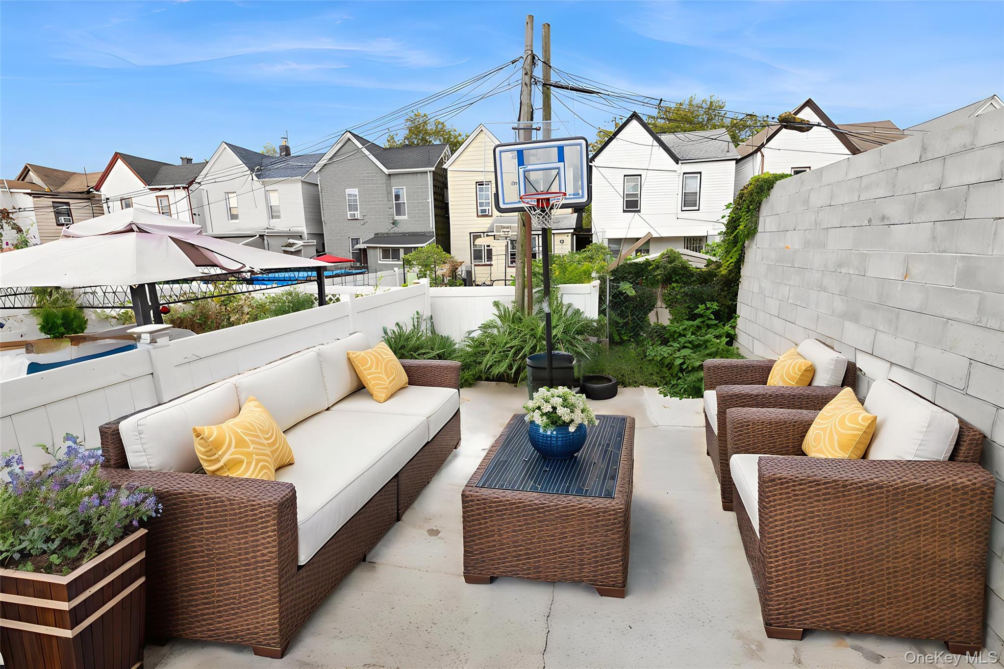 502 Chestnut Street, Brooklyn, NY 11208