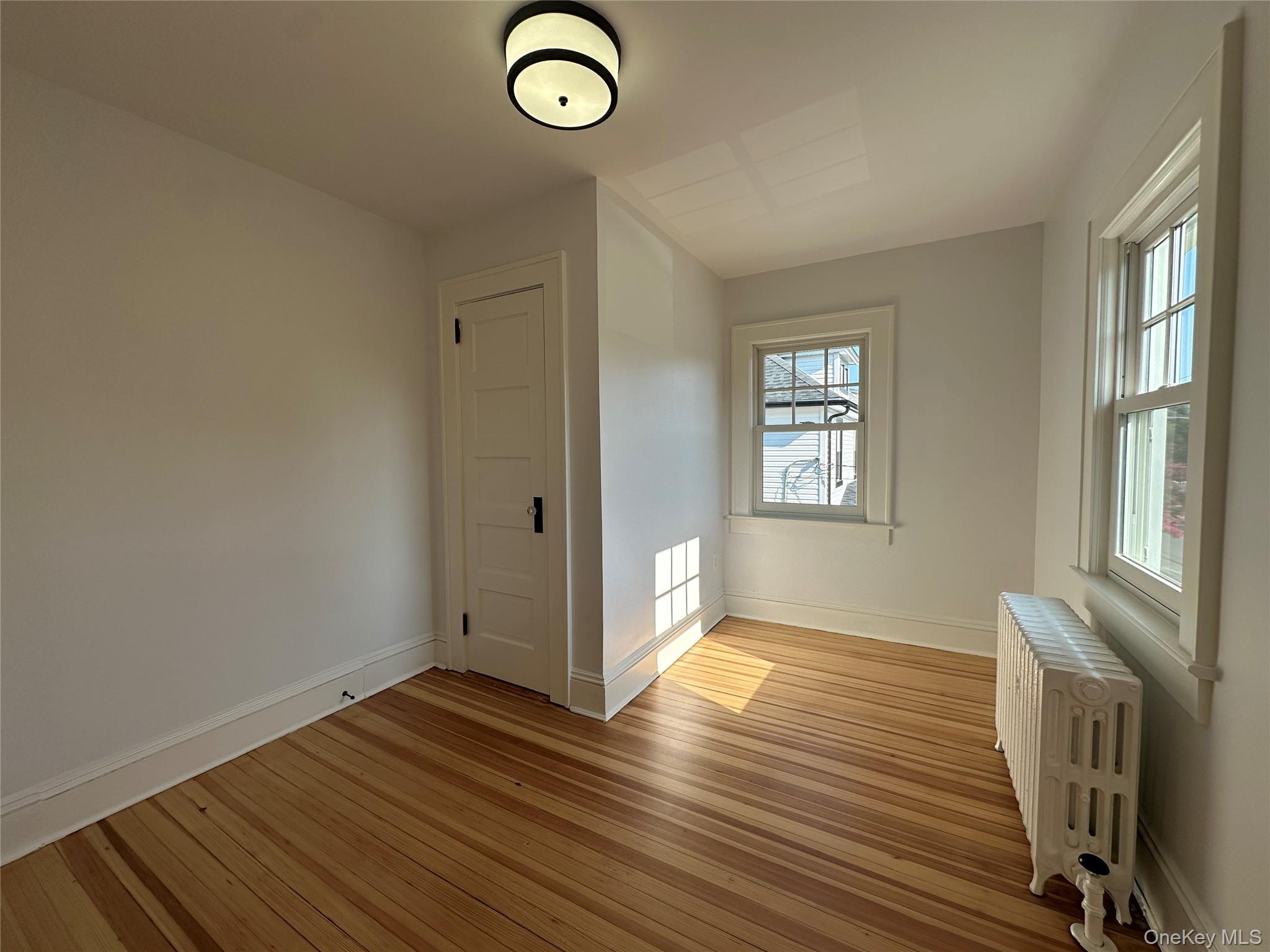 40 Smith Street, Glen Cove, NY 11542