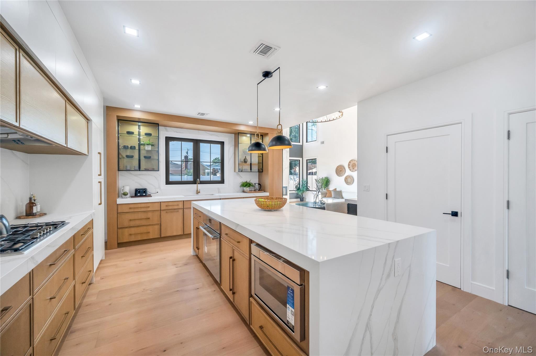 2497 Tonquin Street, East Meadow, NY 11554