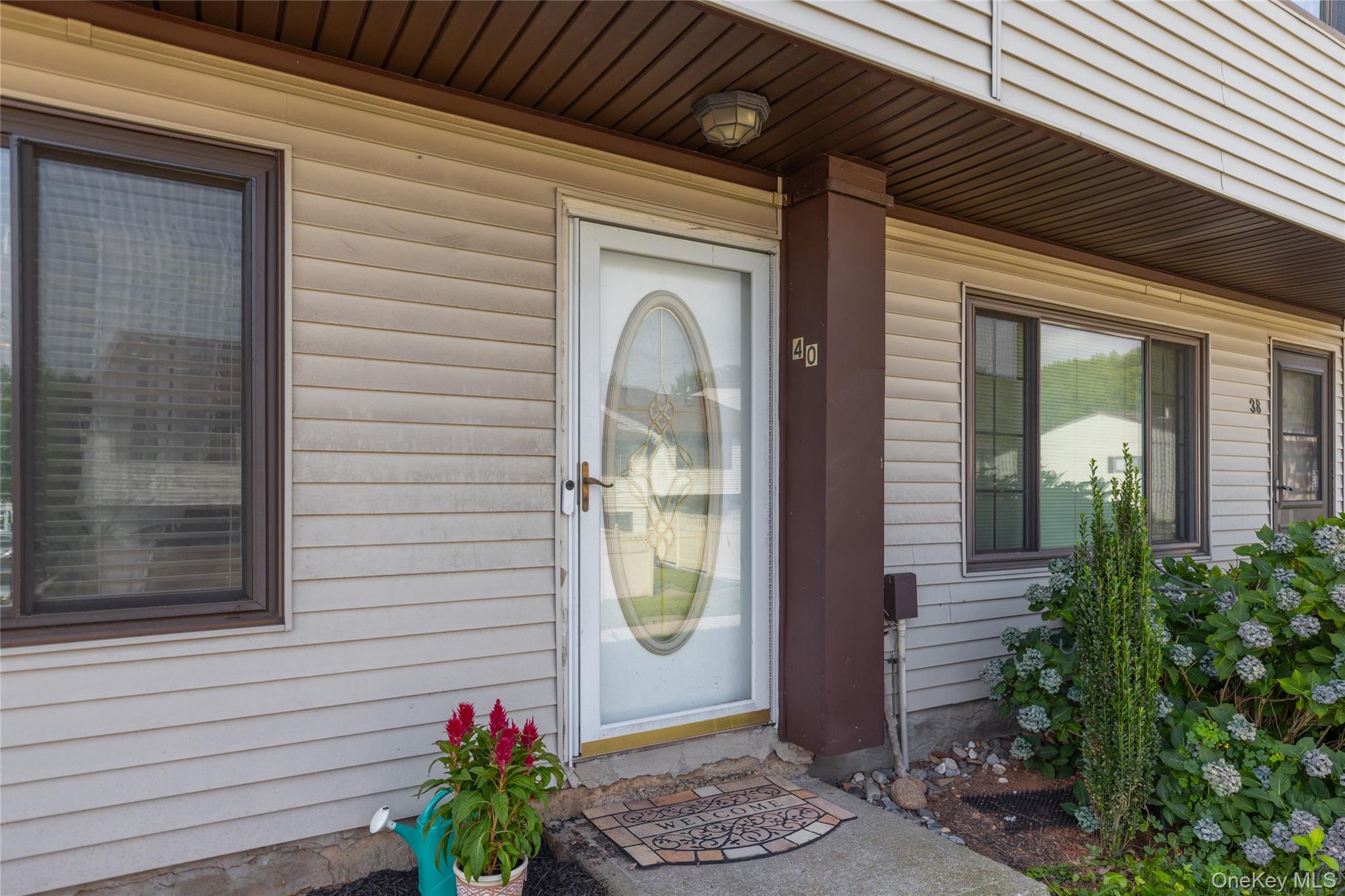 40 Raily Ct, Staten Island, NY 10312