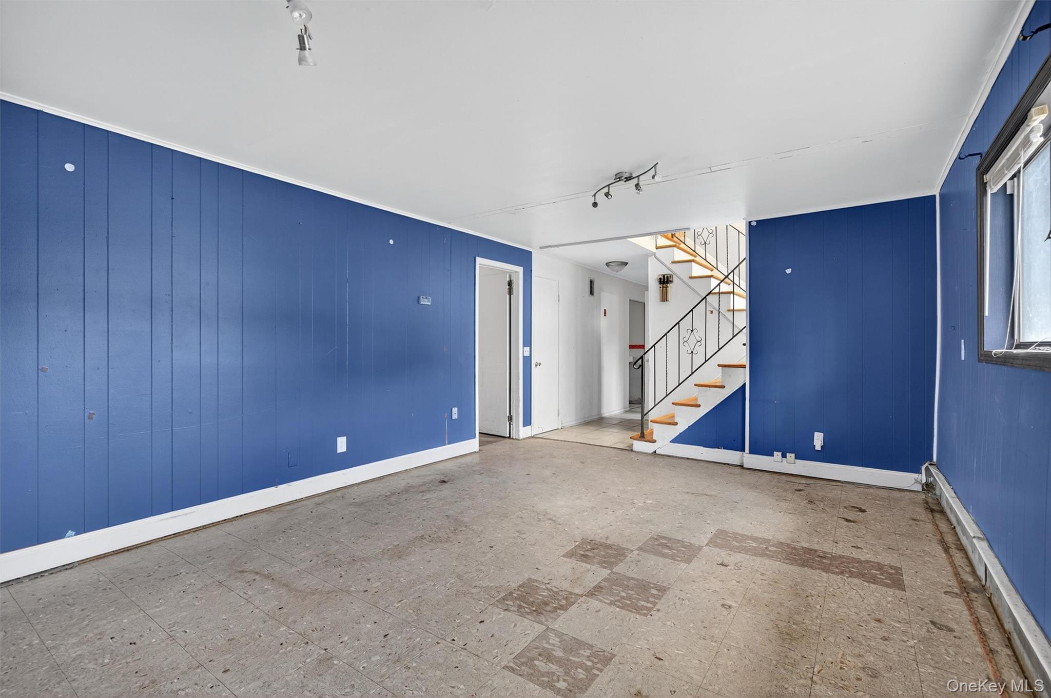 12 Westminister Drive, Middletown, NY 10940