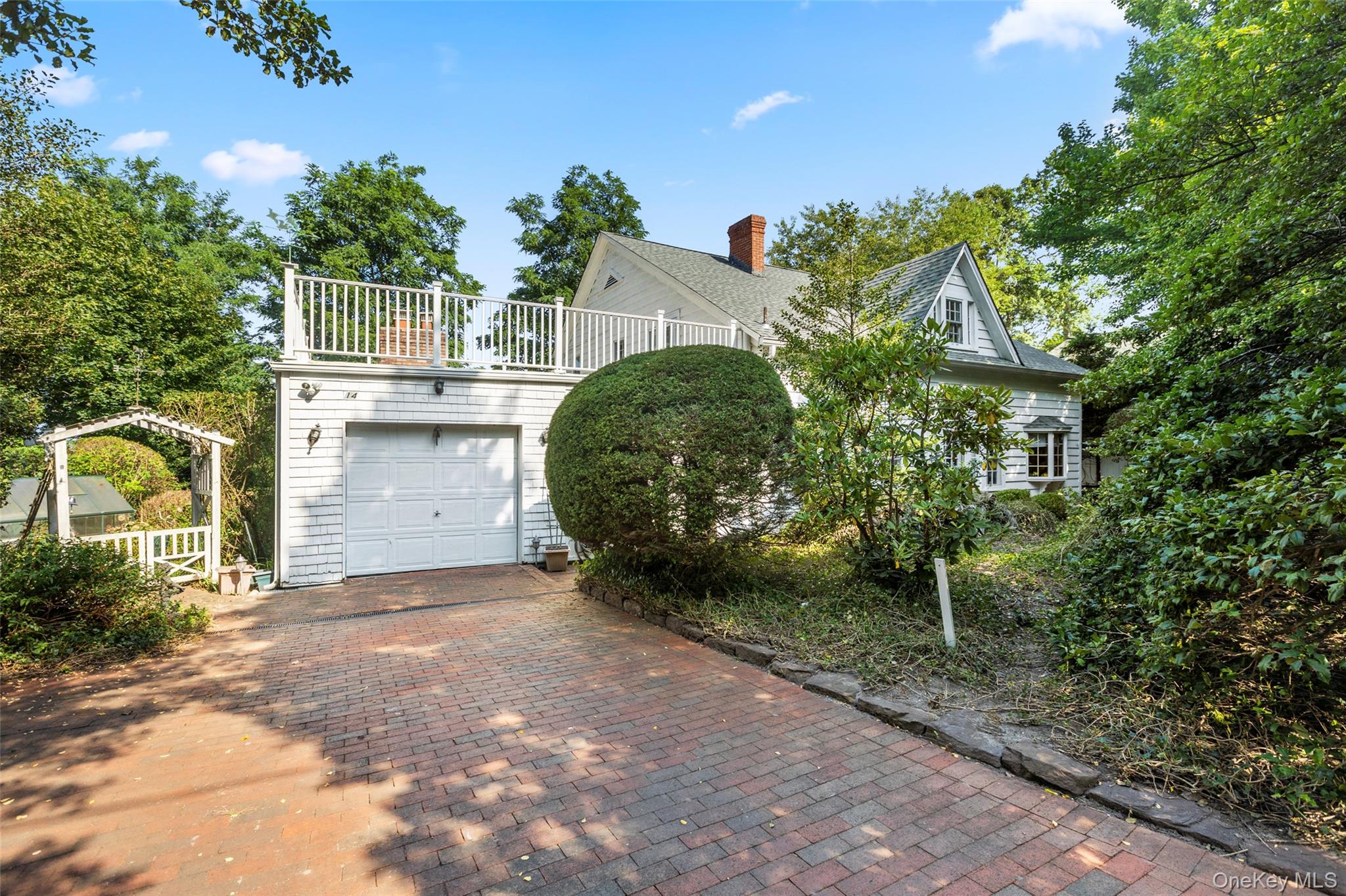 14 W Meadow Lane Extension, Stony Brook, NY 11790