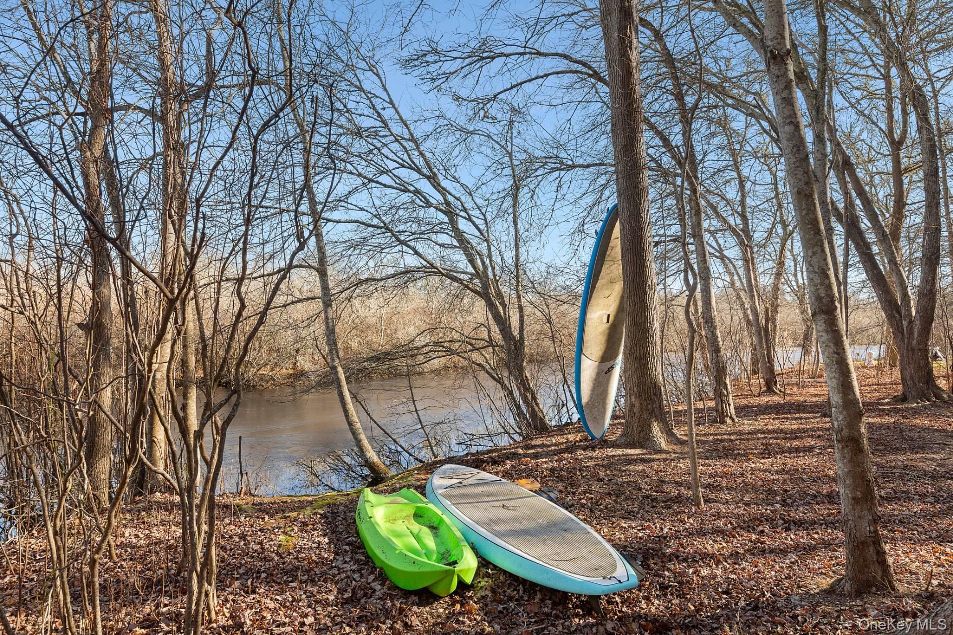 225 Head Of Pond Road, Water Mill, NY 11976