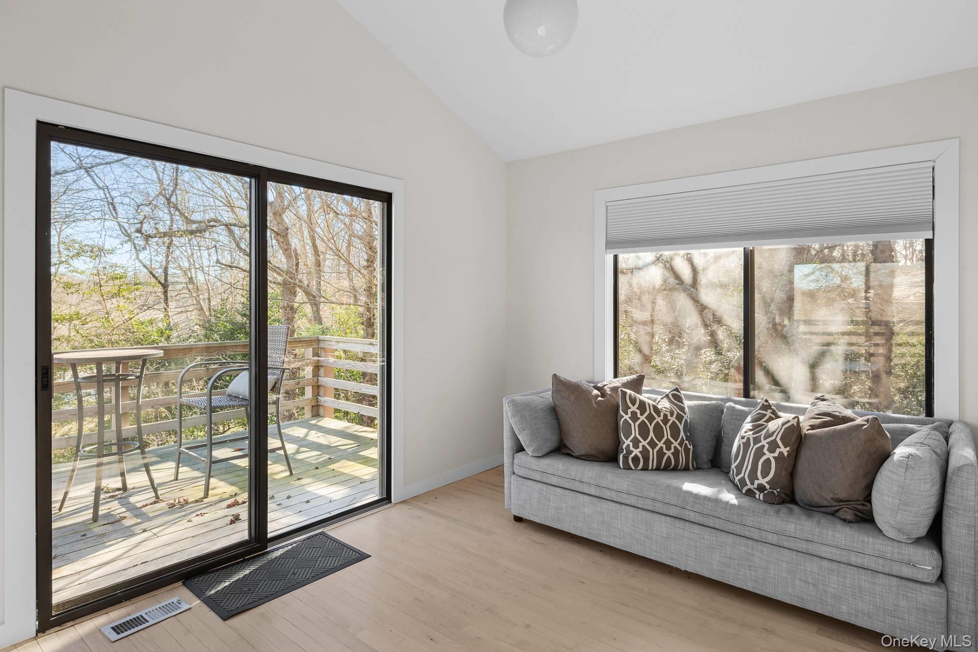 225 Head Of Pond Road, Water Mill, NY 11976