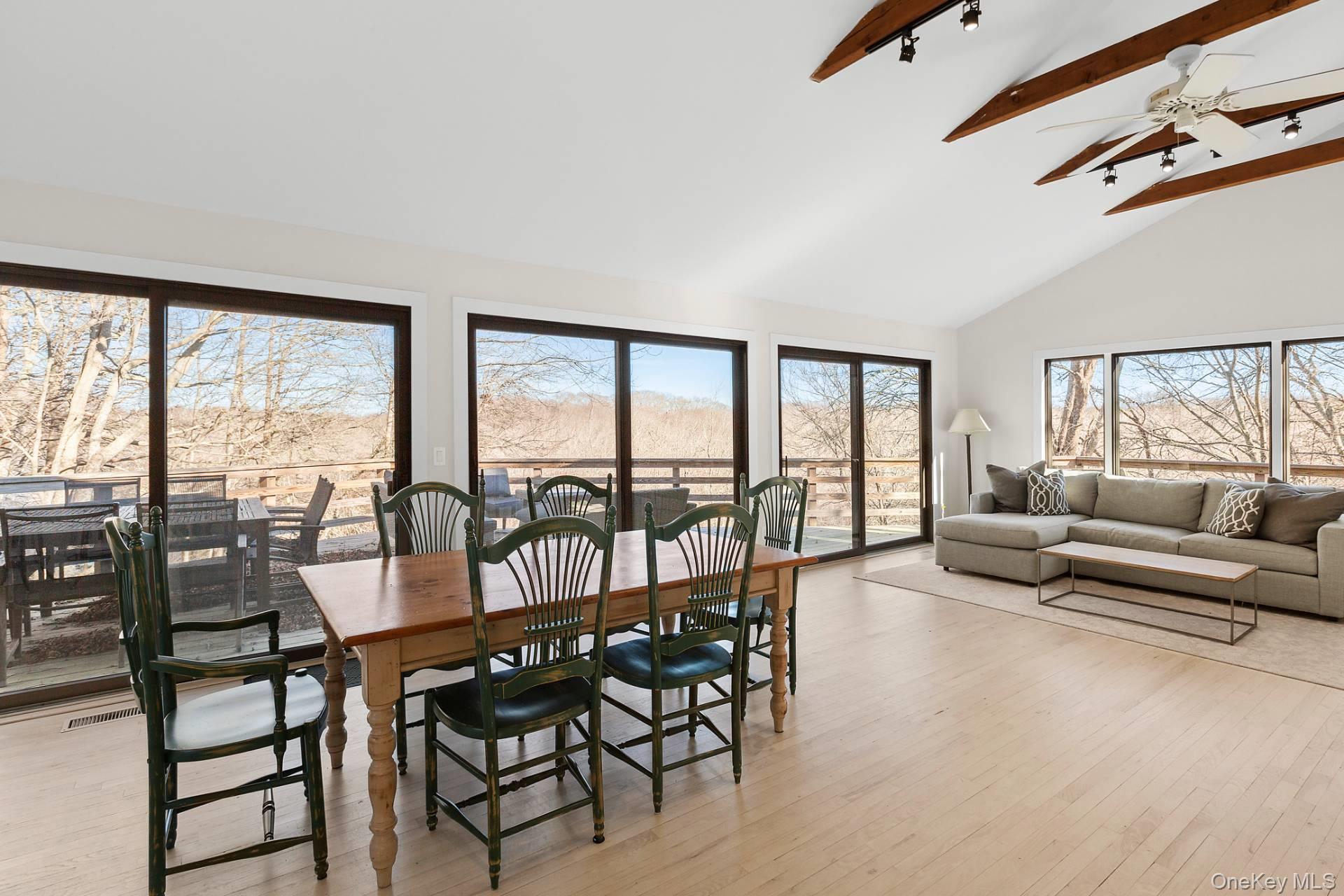 225 Head Of Pond Road, Water Mill, NY 11976