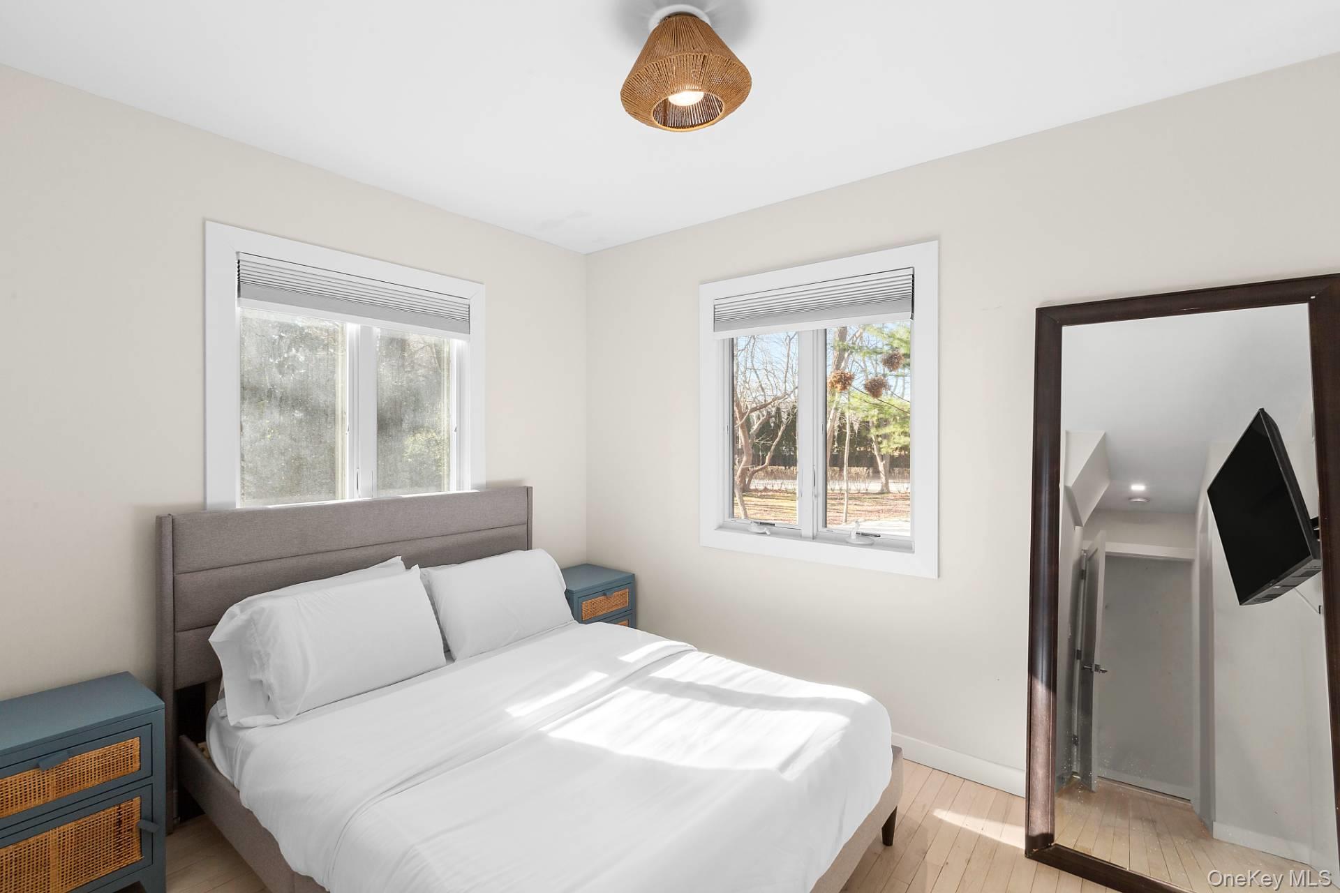 225 Head Of Pond Road, Water Mill, NY 11976