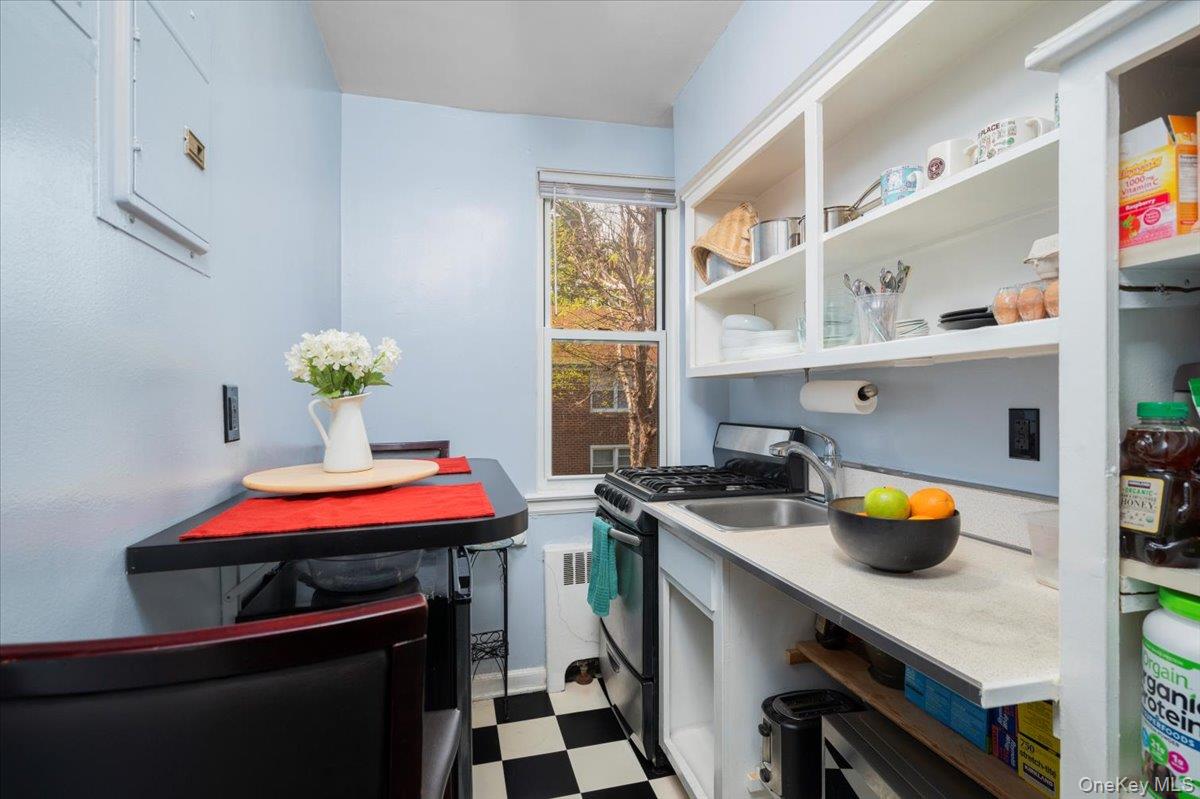 10 Bryant Crescent # 2A, White Plains, NY 10605