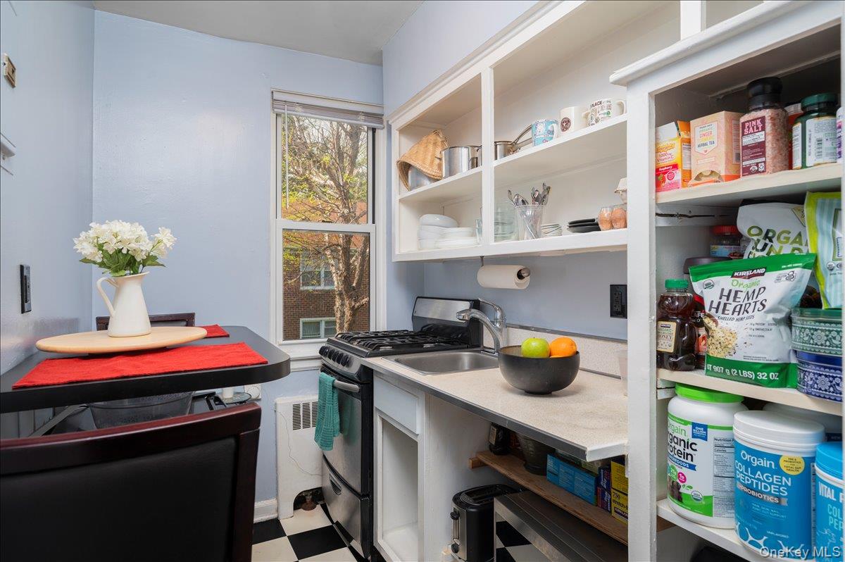 10 Bryant Crescent # 2A, White Plains, NY 10605