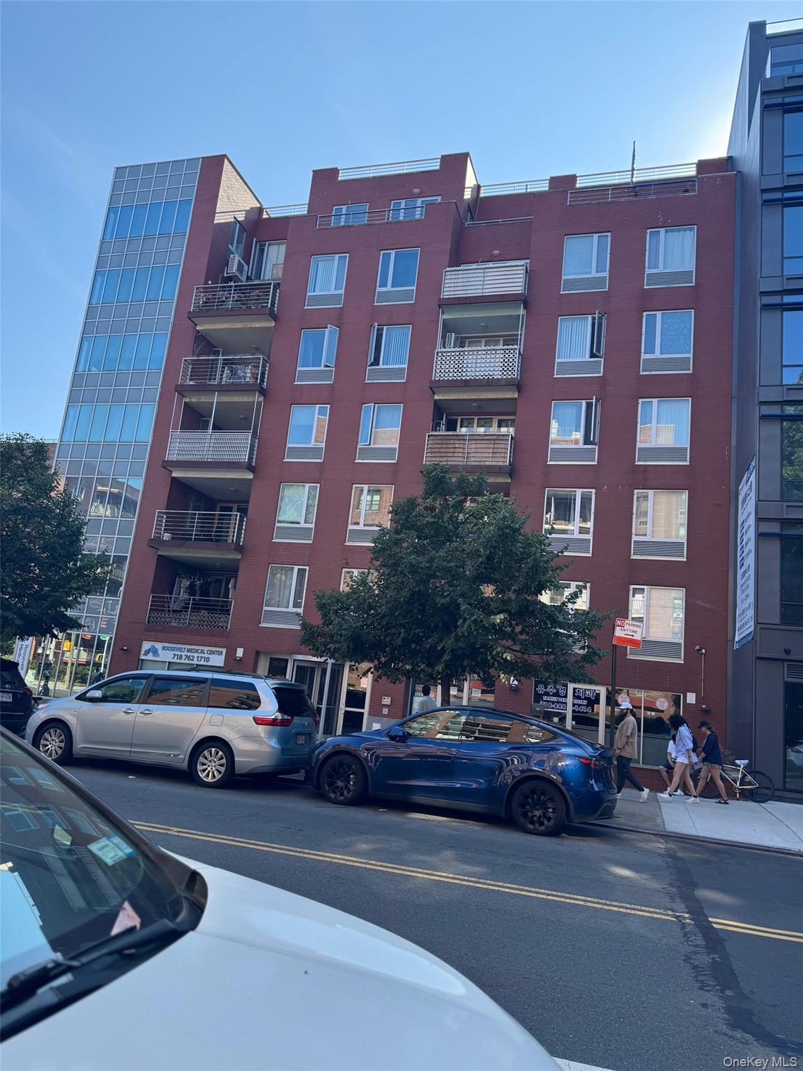 38-34 Parsons Boulevard # 2B, Flushing, NY 11354