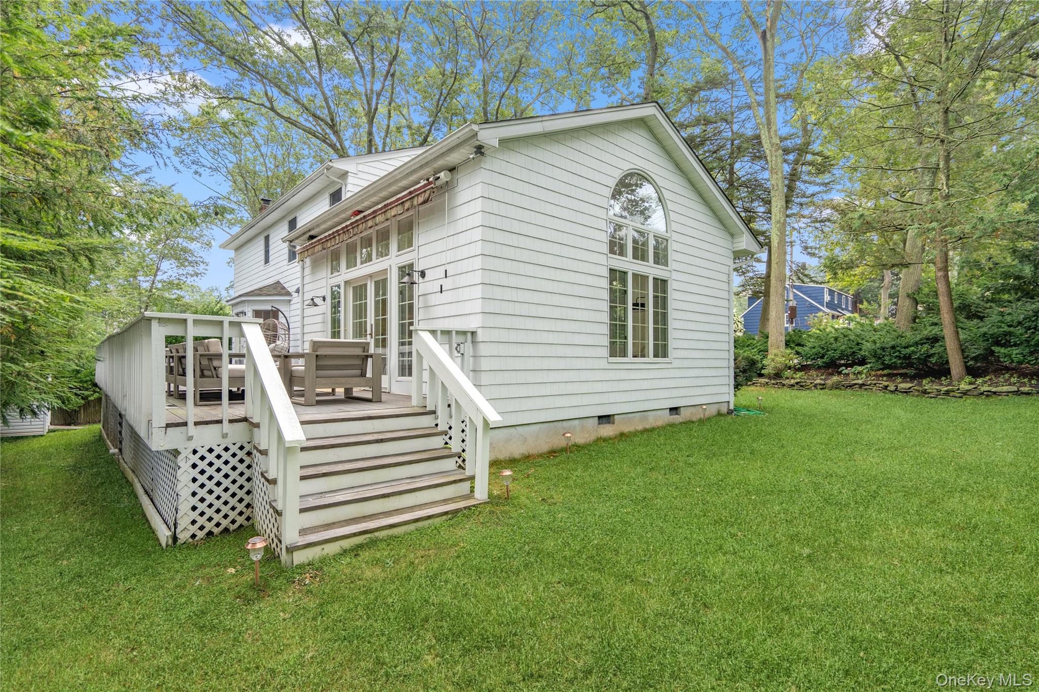 111 Van Buren Drive, Centerport, NY 11721