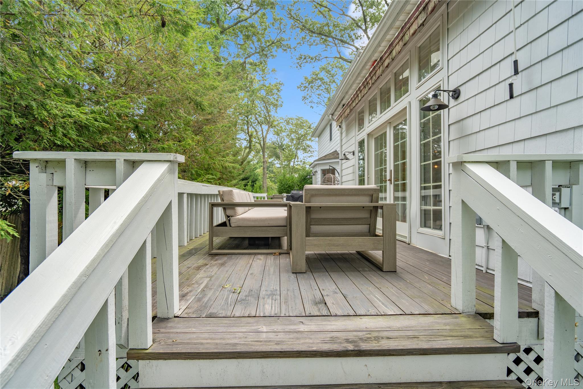 111 Van Buren Drive, Centerport, NY 11721