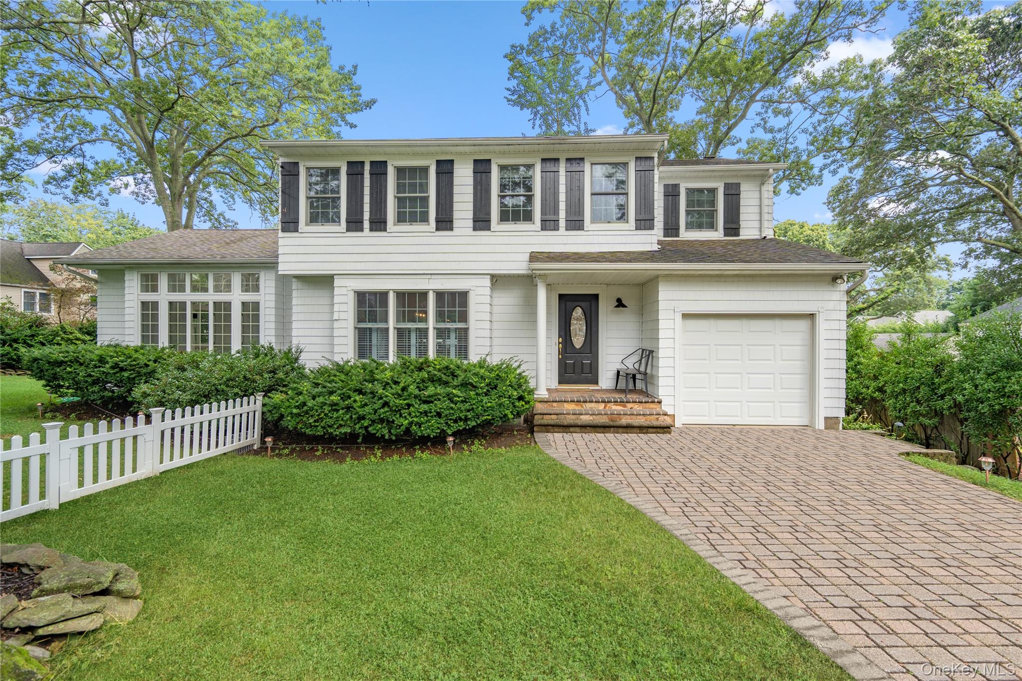 111 Van Buren Drive, Centerport, NY 11721