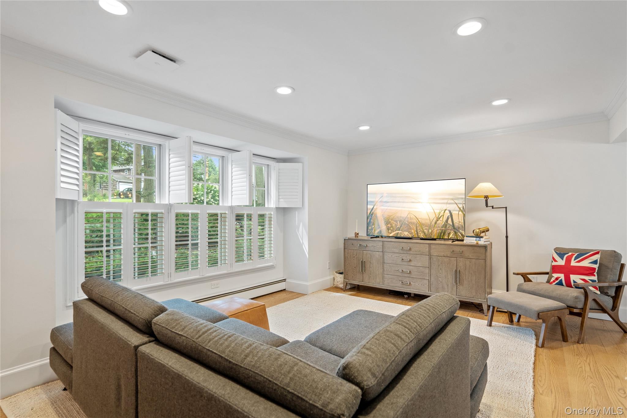 111 Van Buren Drive, Centerport, NY 11721