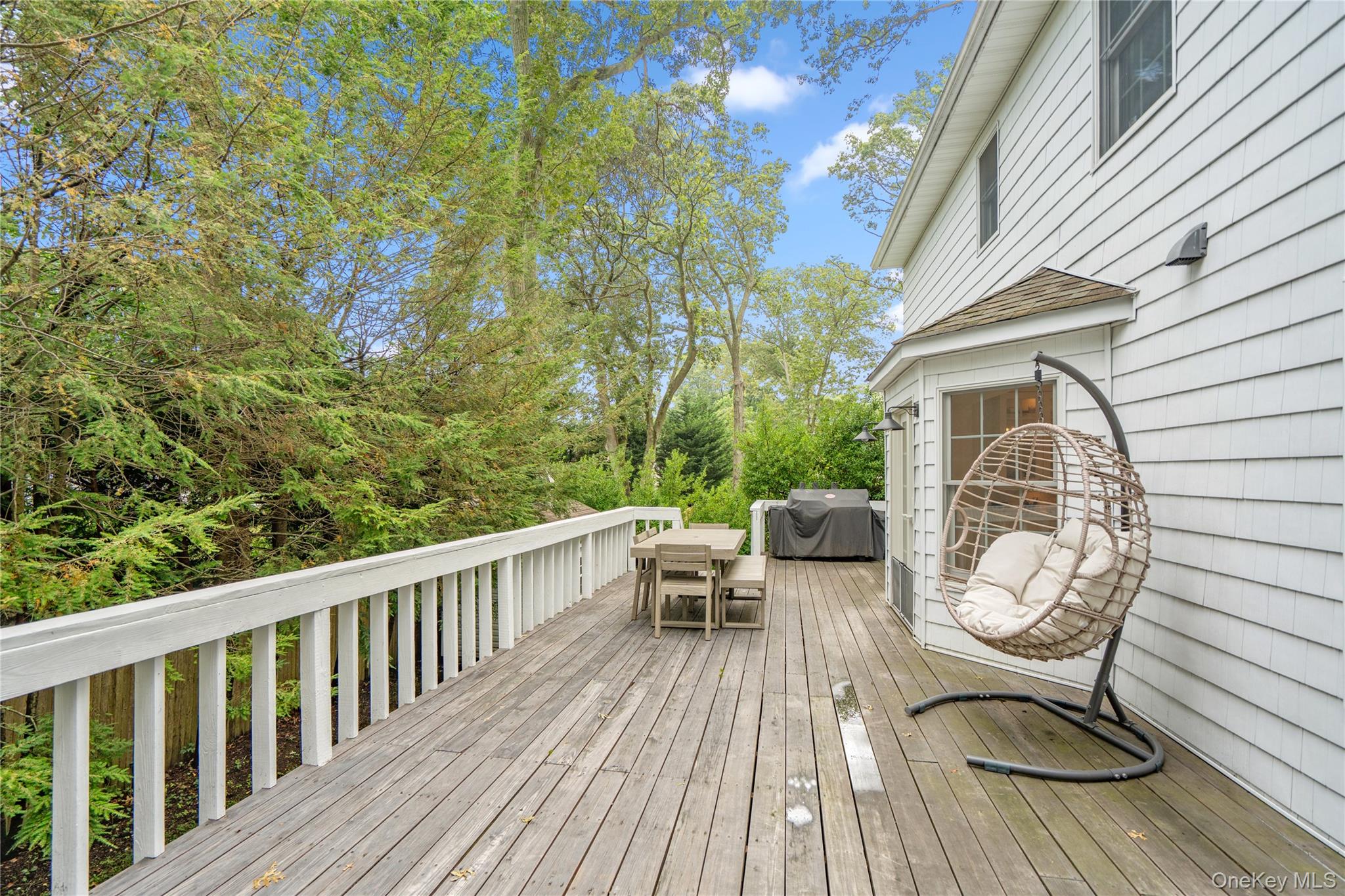 111 Van Buren Drive, Centerport, NY 11721