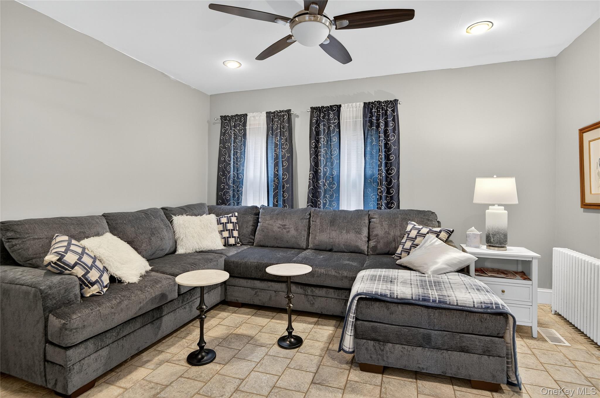 49 Country Road, Medford, NY 11763