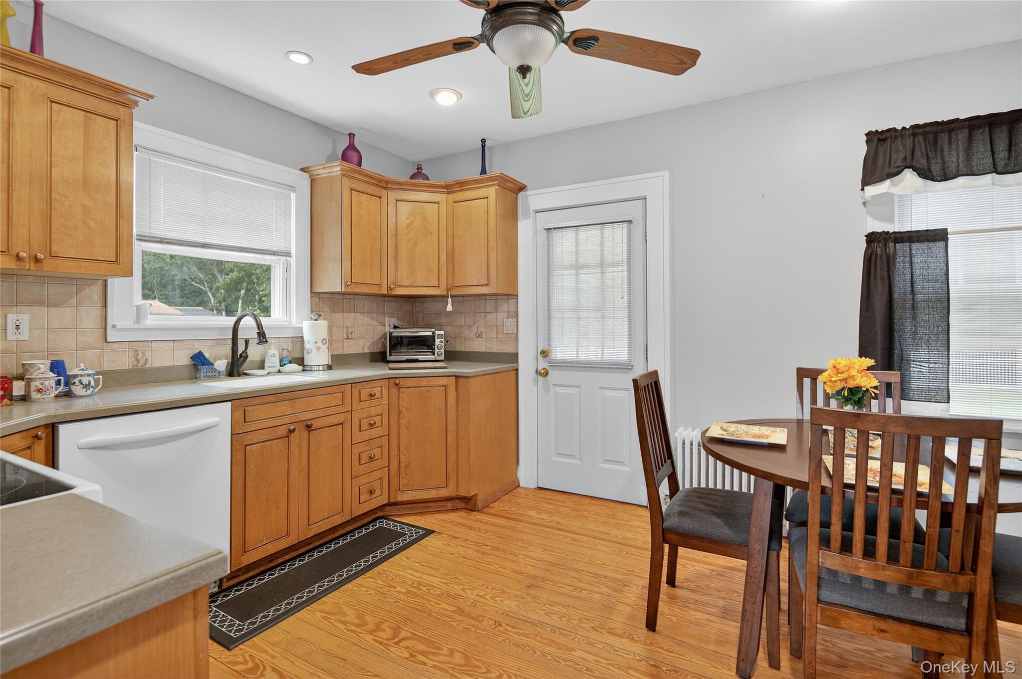 49 Country Road, Medford, NY 11763