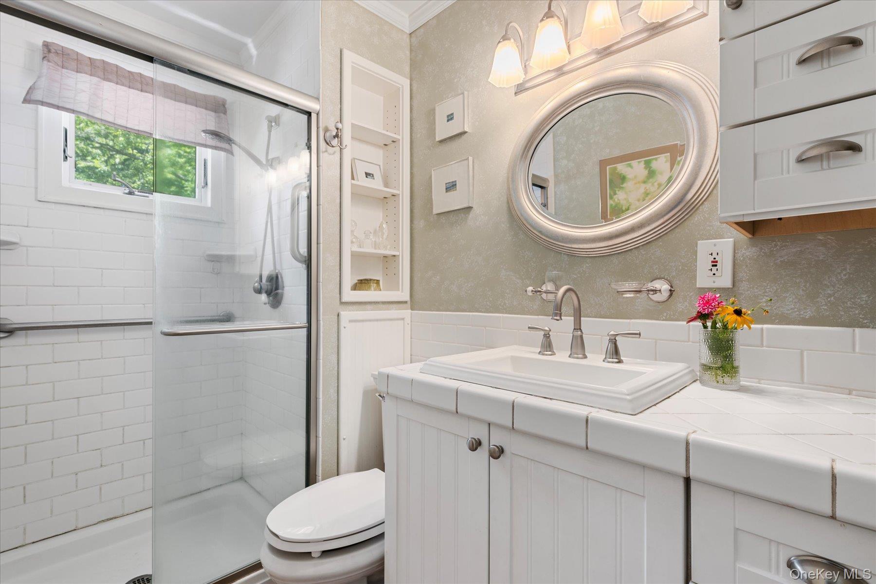 10 Strawberry Lane, Shelter Island, NY 11964