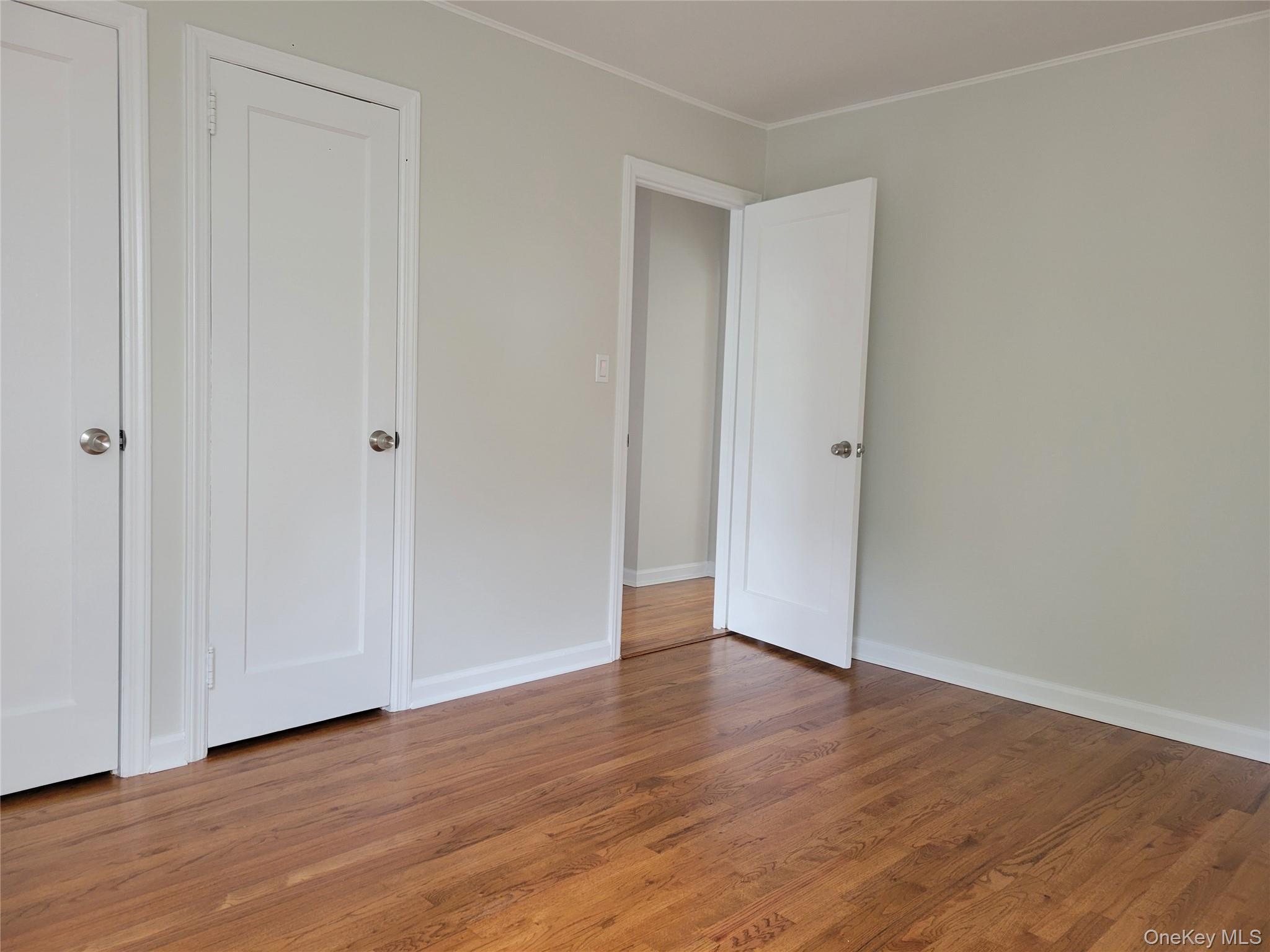 533 10th Avenue, New Hyde Park, NY 11040