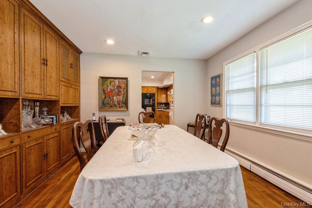 635 Hempstead Avenue, West Hempstead, NY 11552