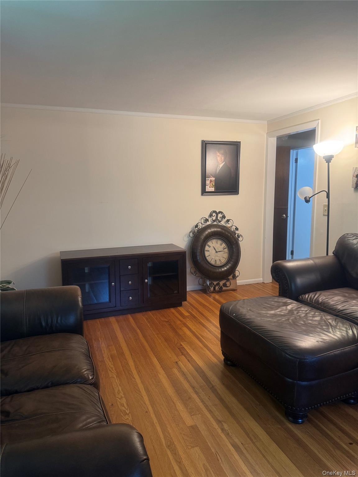 7 Dickinson Avenue, East Northport, NY 11731