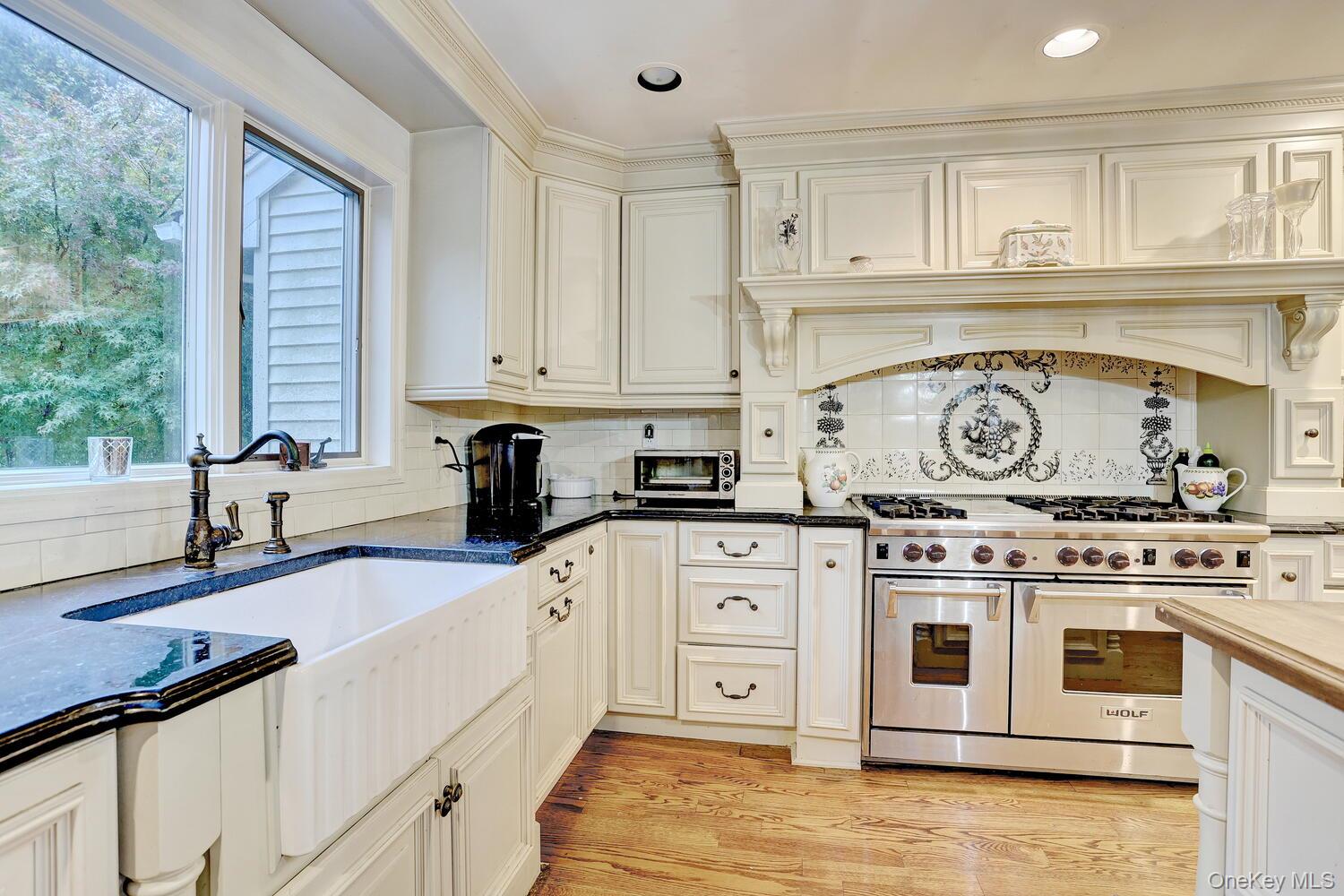 6 Tor Terrace, New City, NY 10956