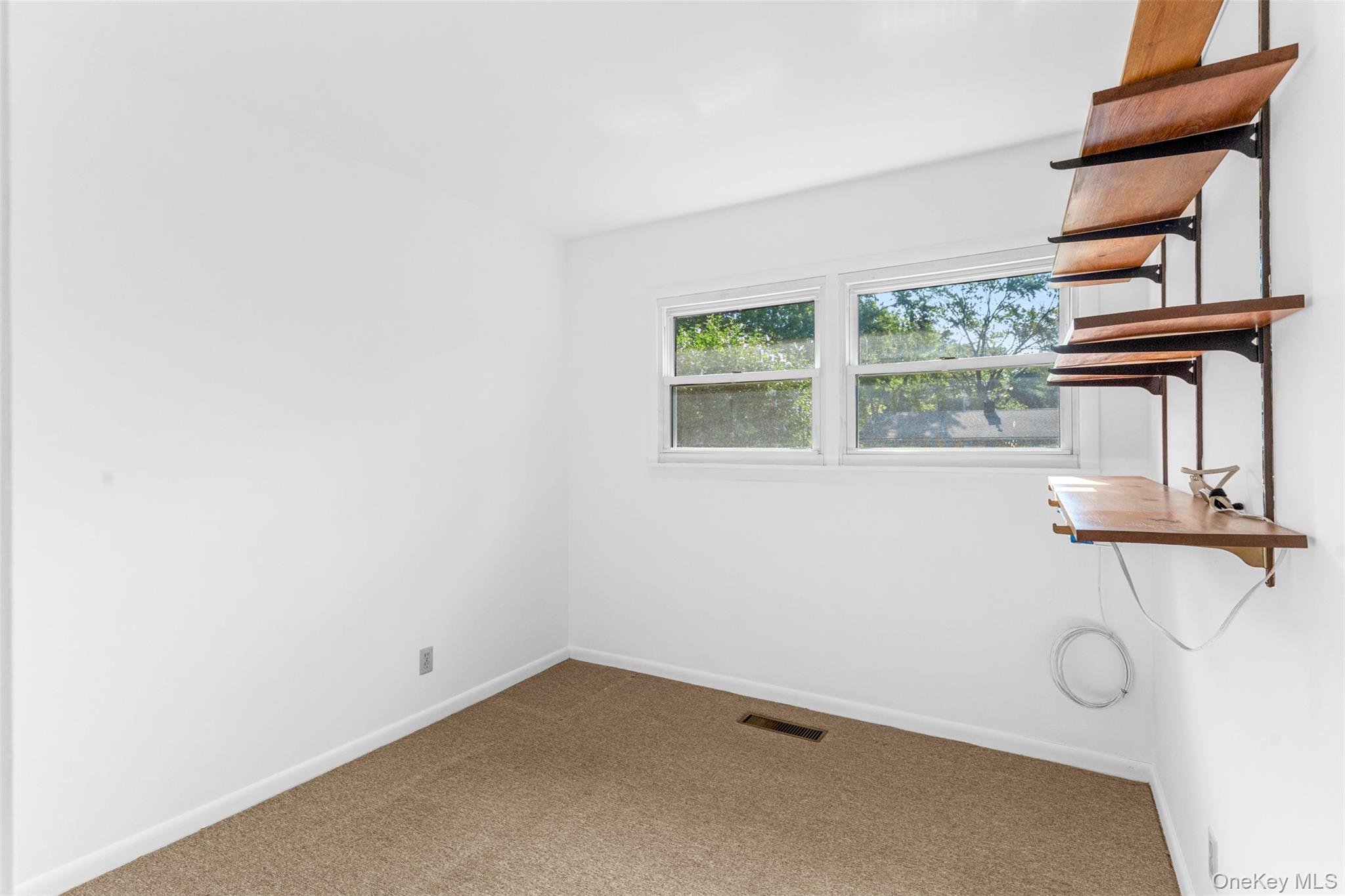 20 Overlook Drive, Woodstock, NY 12498