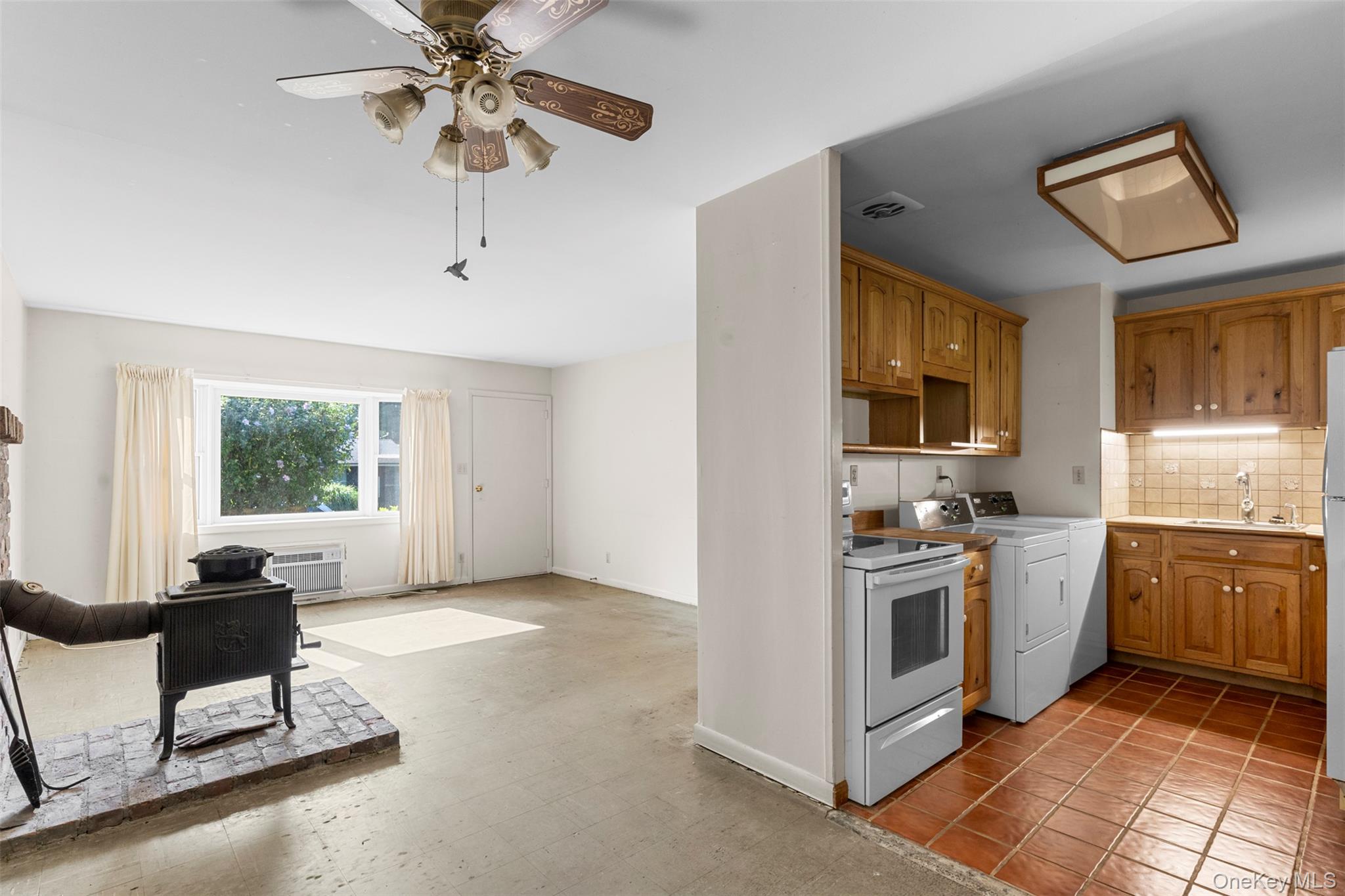 20 Overlook Drive, Woodstock, NY 12498